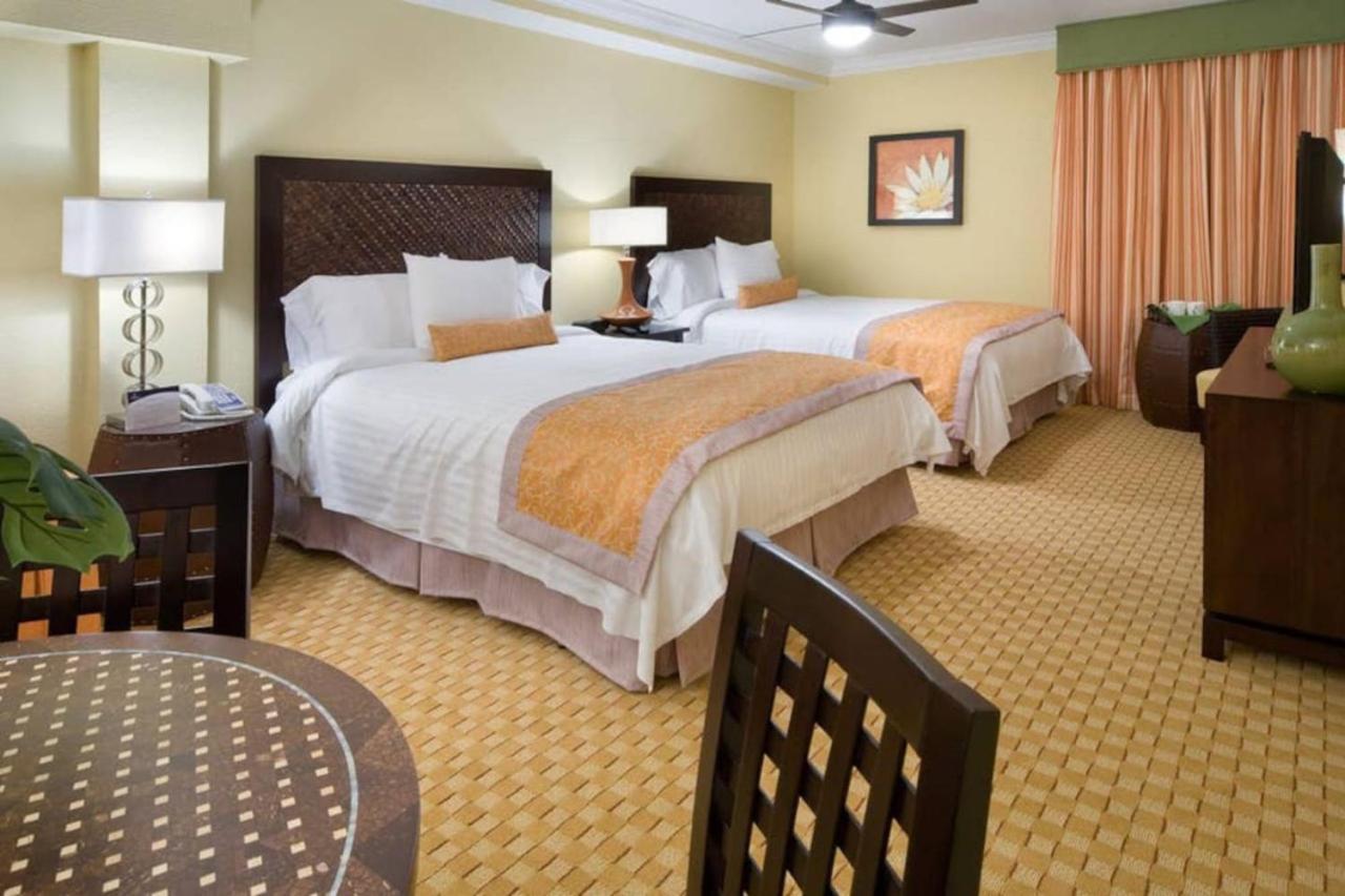 Studio Apt in Orlando resort onsite pools, golf, arcades, cabanas etc.