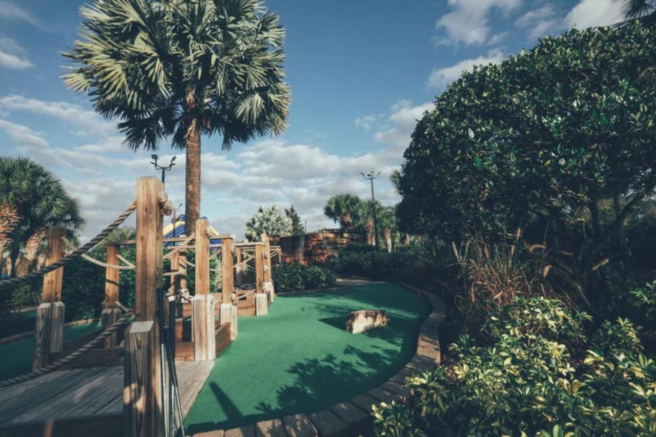 Studio Apt in Orlando resort onsite pools, golf, arcades, cabanas etc.