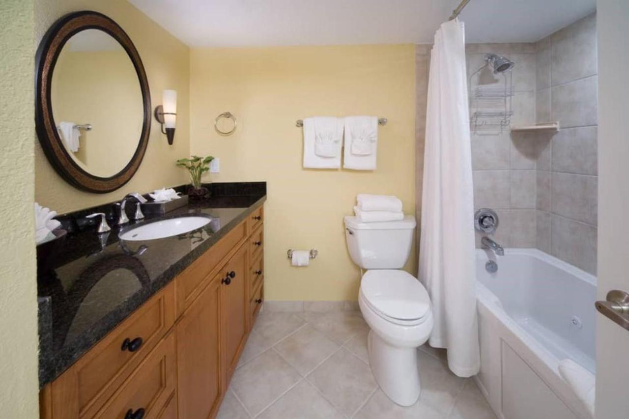Studio Apt in Orlando resort onsite pools, golf, arcades, cabanas etc.