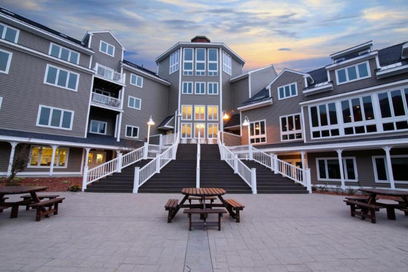 Romantic Getaway or Family winter adventures in 2BD with resort activities view 4