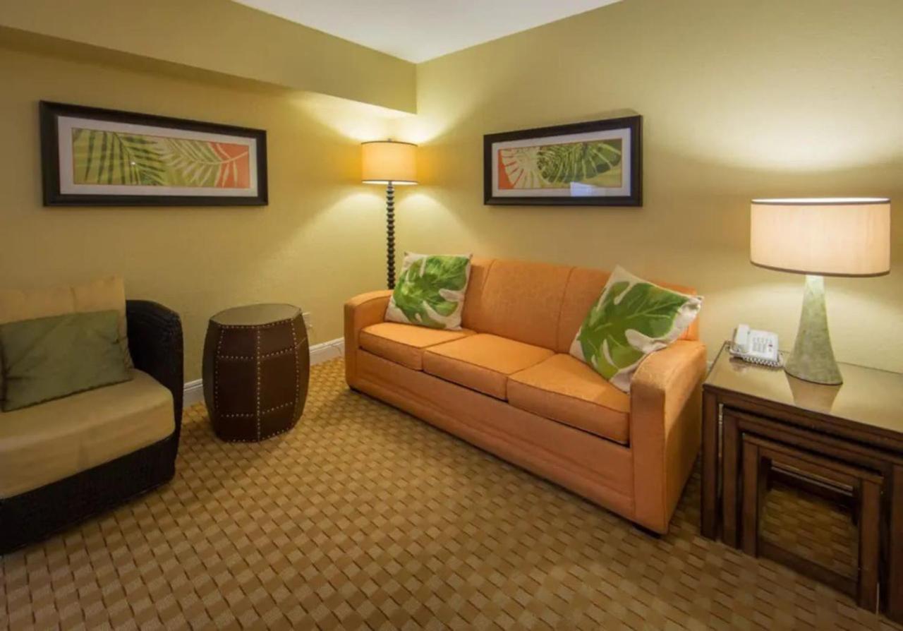 Near Disney 1BD vacation condo in beautiful resort with lots of amenities