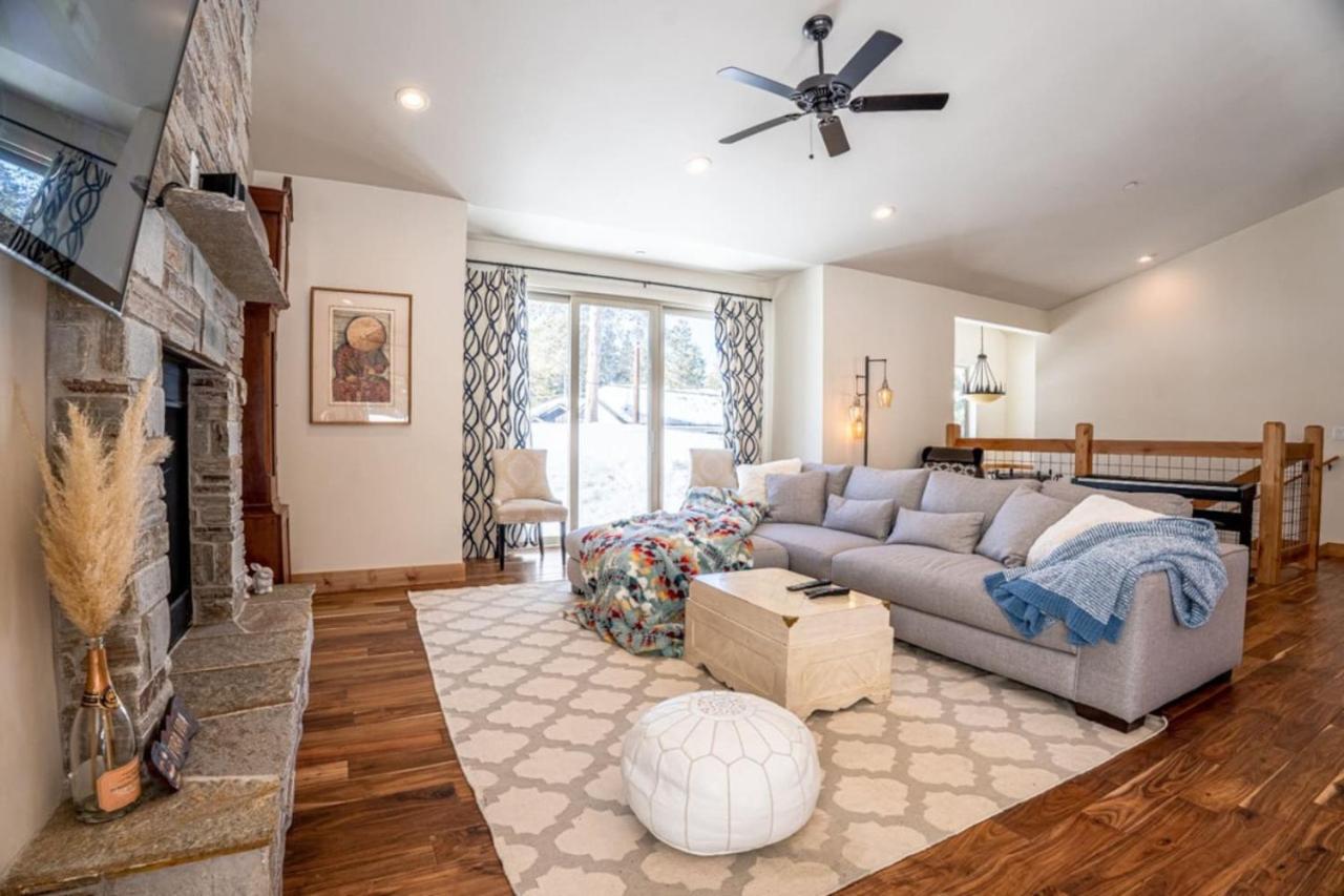 CHALET LU - Modern Luxury 4 bed 2.5 bath Chalet by Lake Baron in South Lake Tahoe view 2