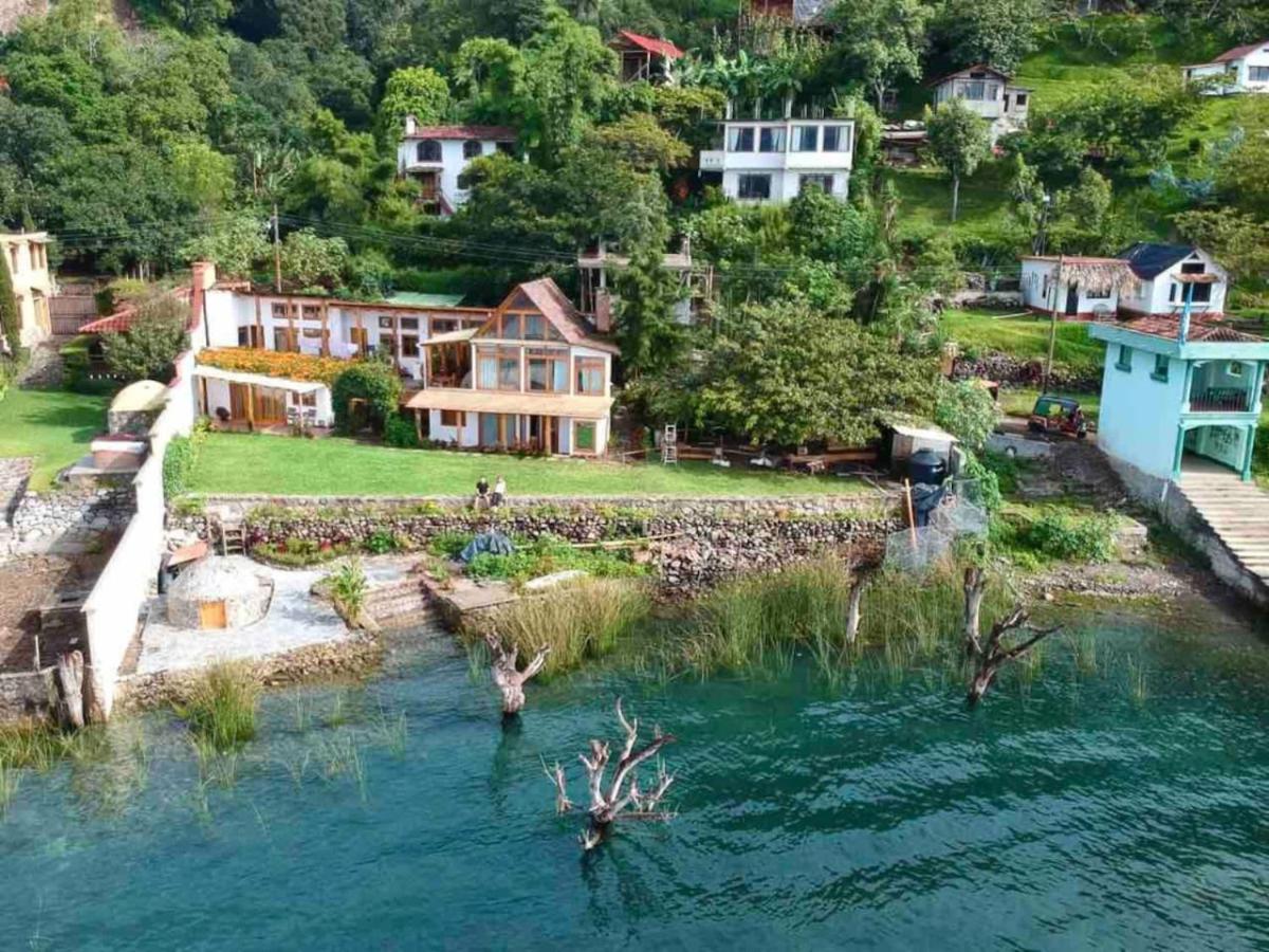 Lakefront Living Lovely Loft, San Marcos, Atitlan