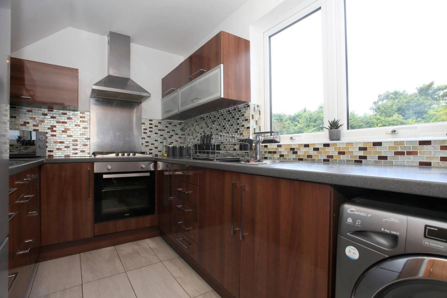 A Beautiful Gem For Large Groups In Prime Location view 4