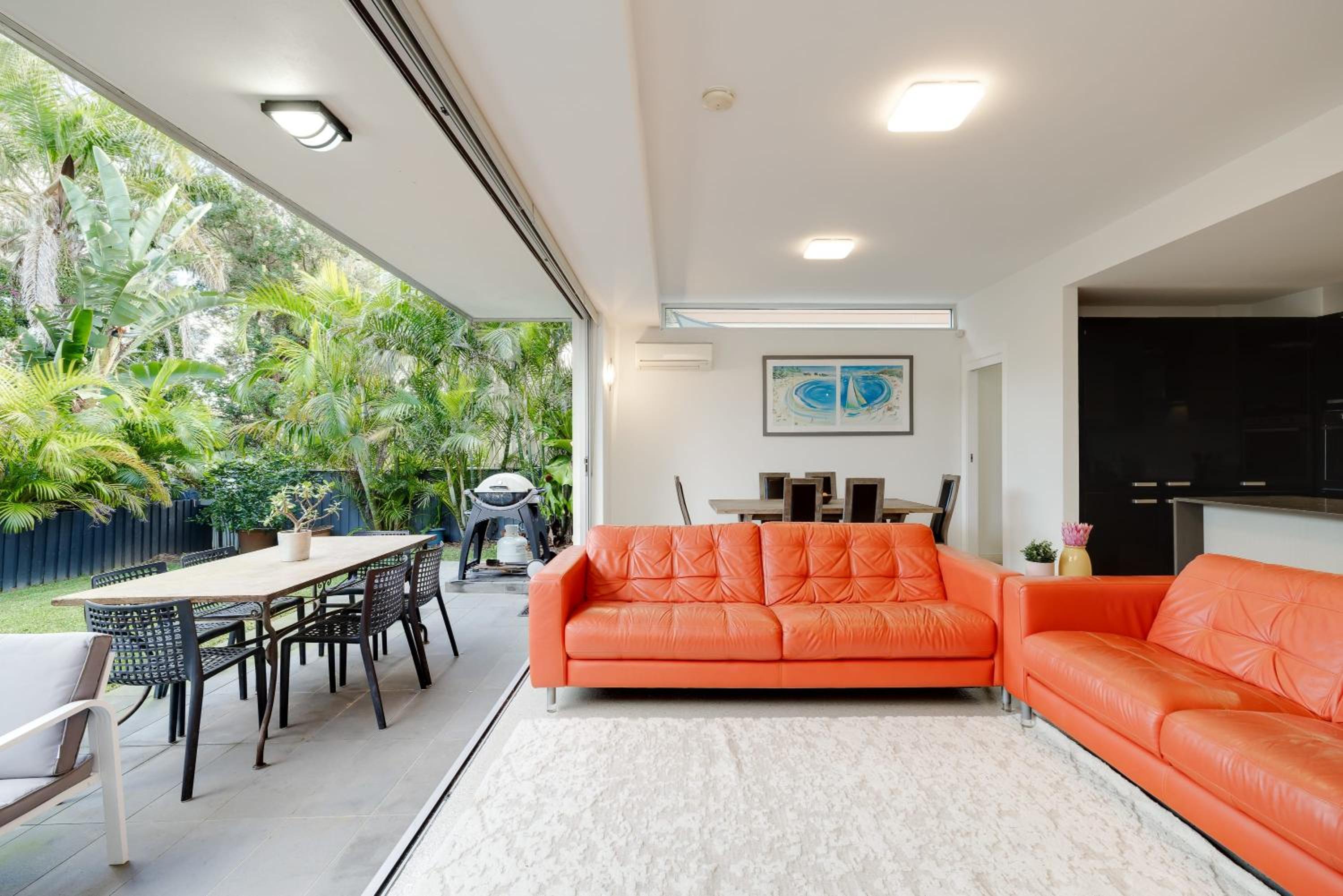 Bondi Holiday Home - Garden