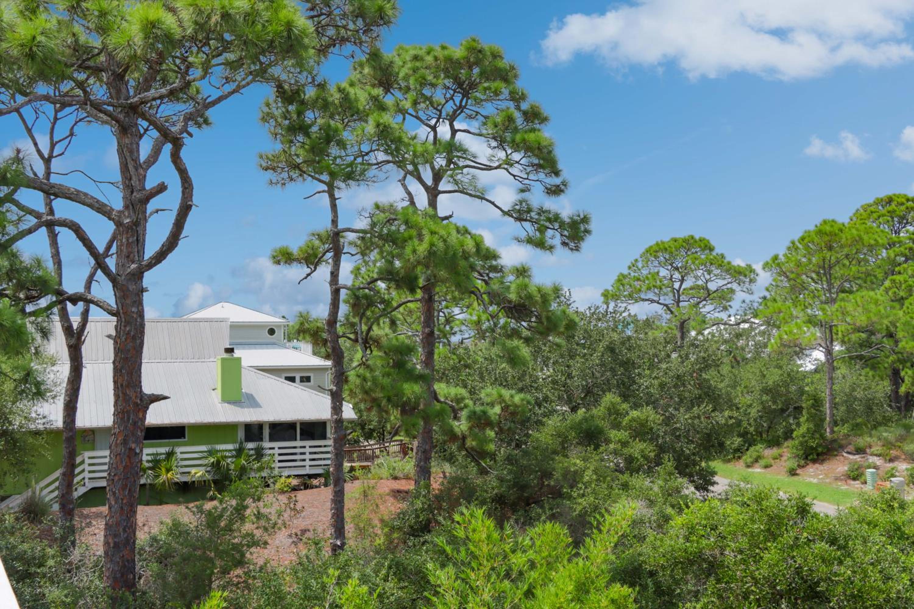 Woofs and Waves by Pristine Properties Vacation Rentals