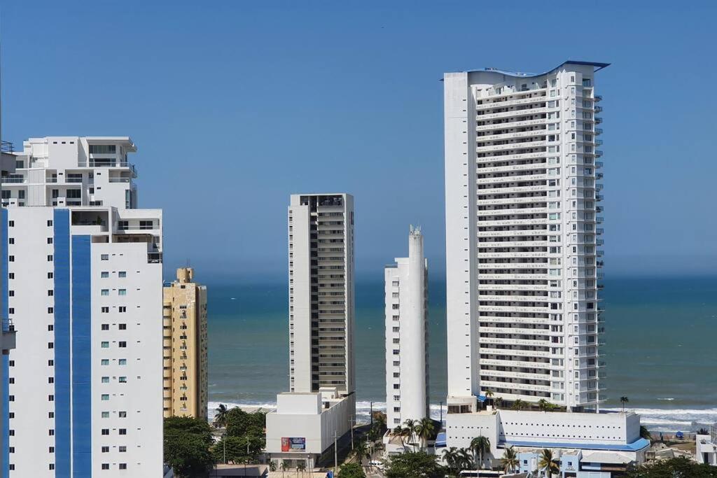 Acogedor Apto en piso 22 vista al mar