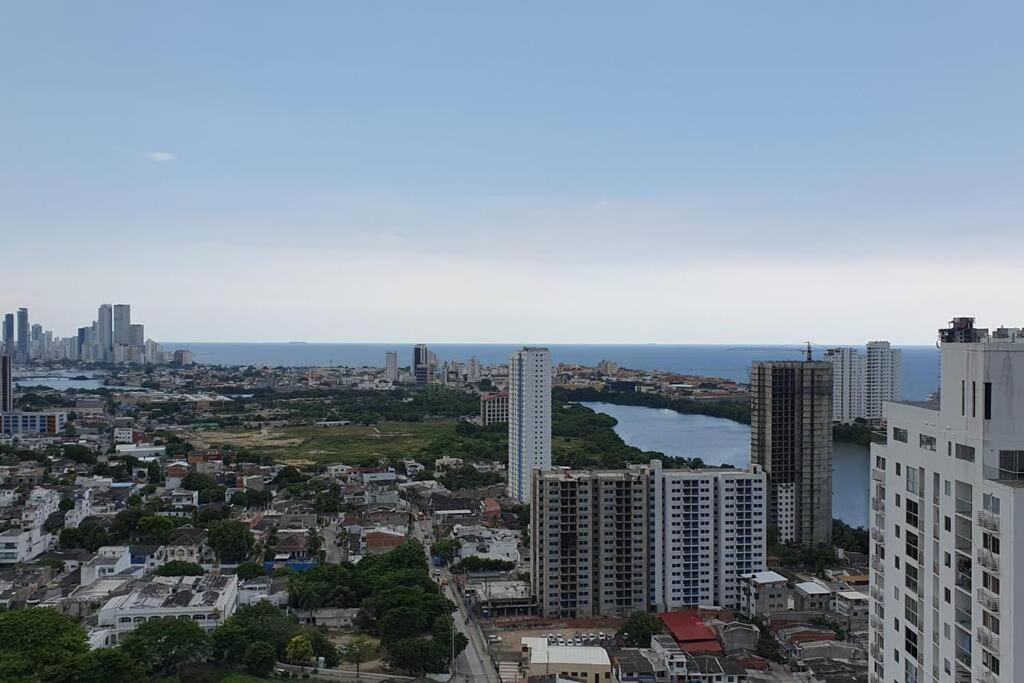 Acogedor Apto en piso 22 vista al mar