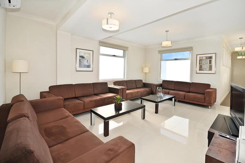 6B - Executive Rooms in Large Property in Brunswick