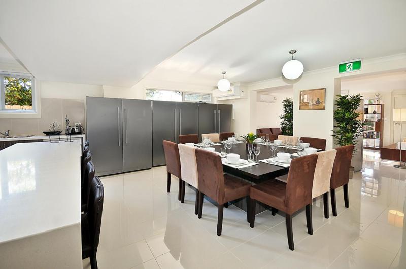 6B - Executive Rooms in Large Property in Brunswick