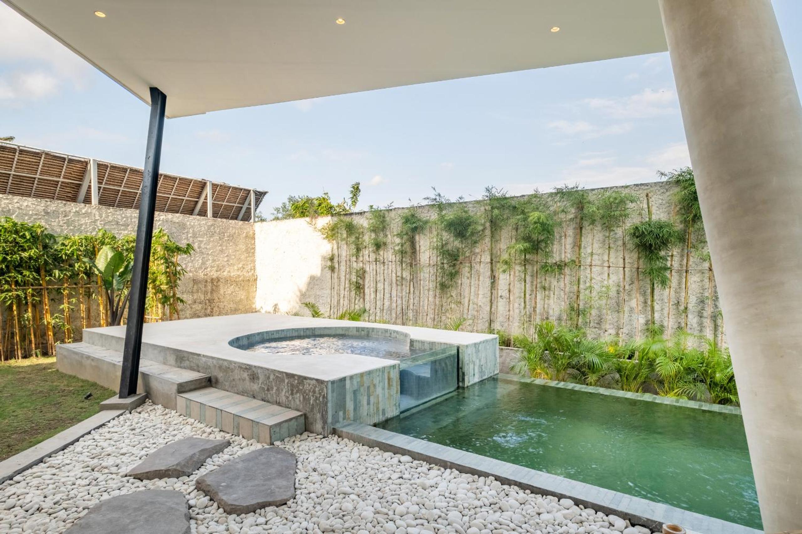 Villa Via Canggu view 2