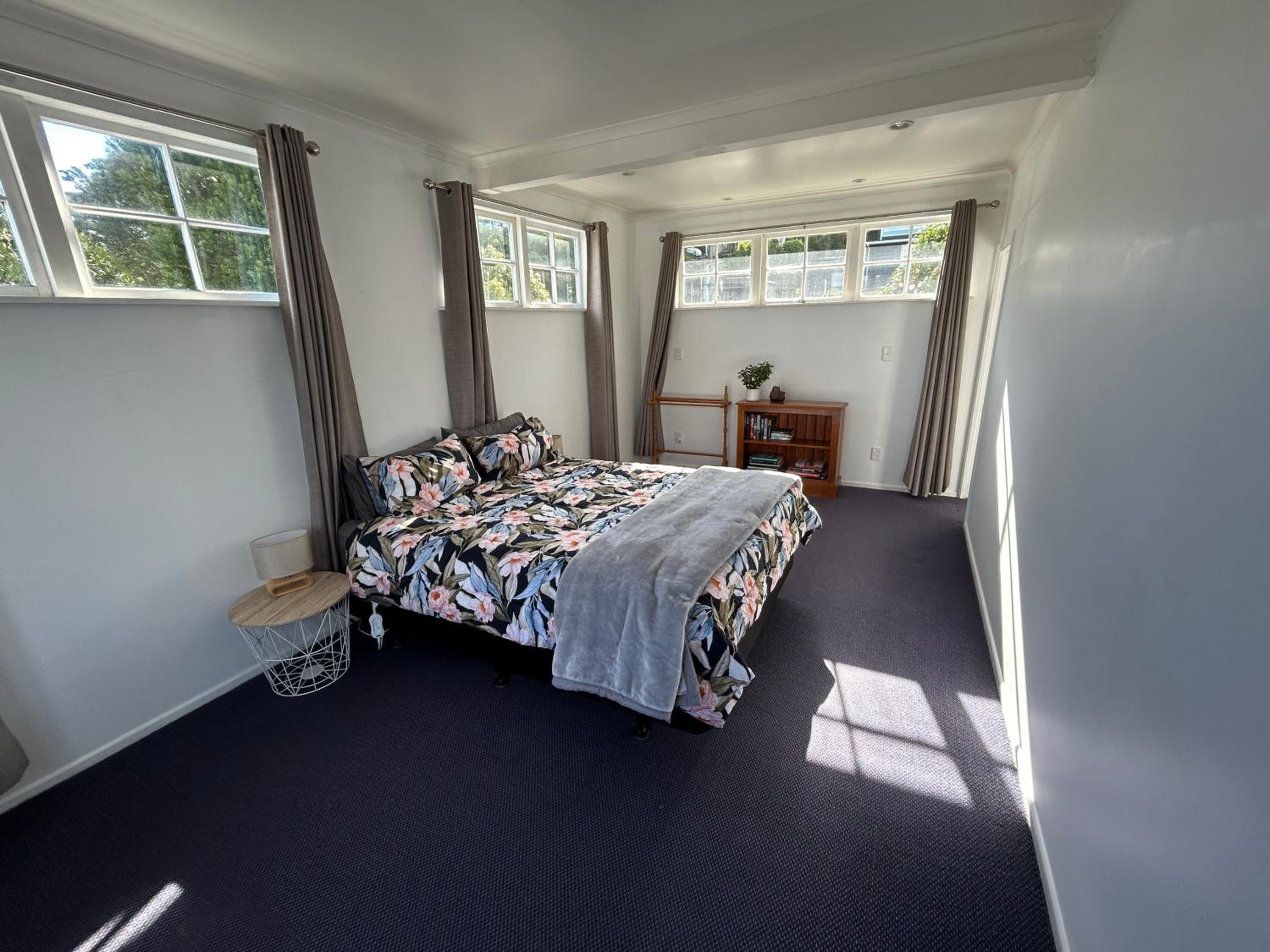 2 Bedroom Private Guesthouse in Korokoro view 5