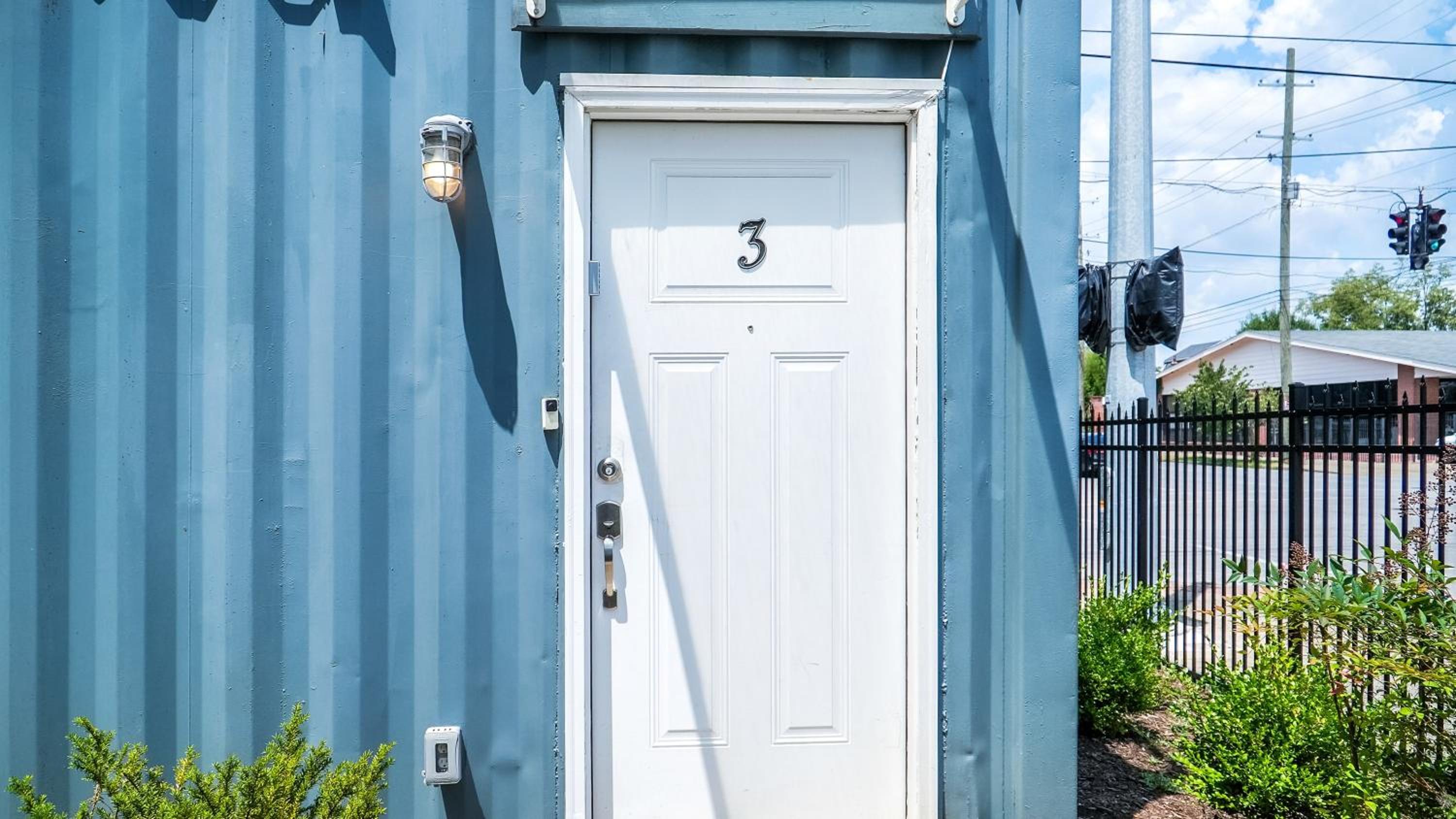 Louisville Vacations - 2-Storey Shipping Container Retreat - Property Image 22
