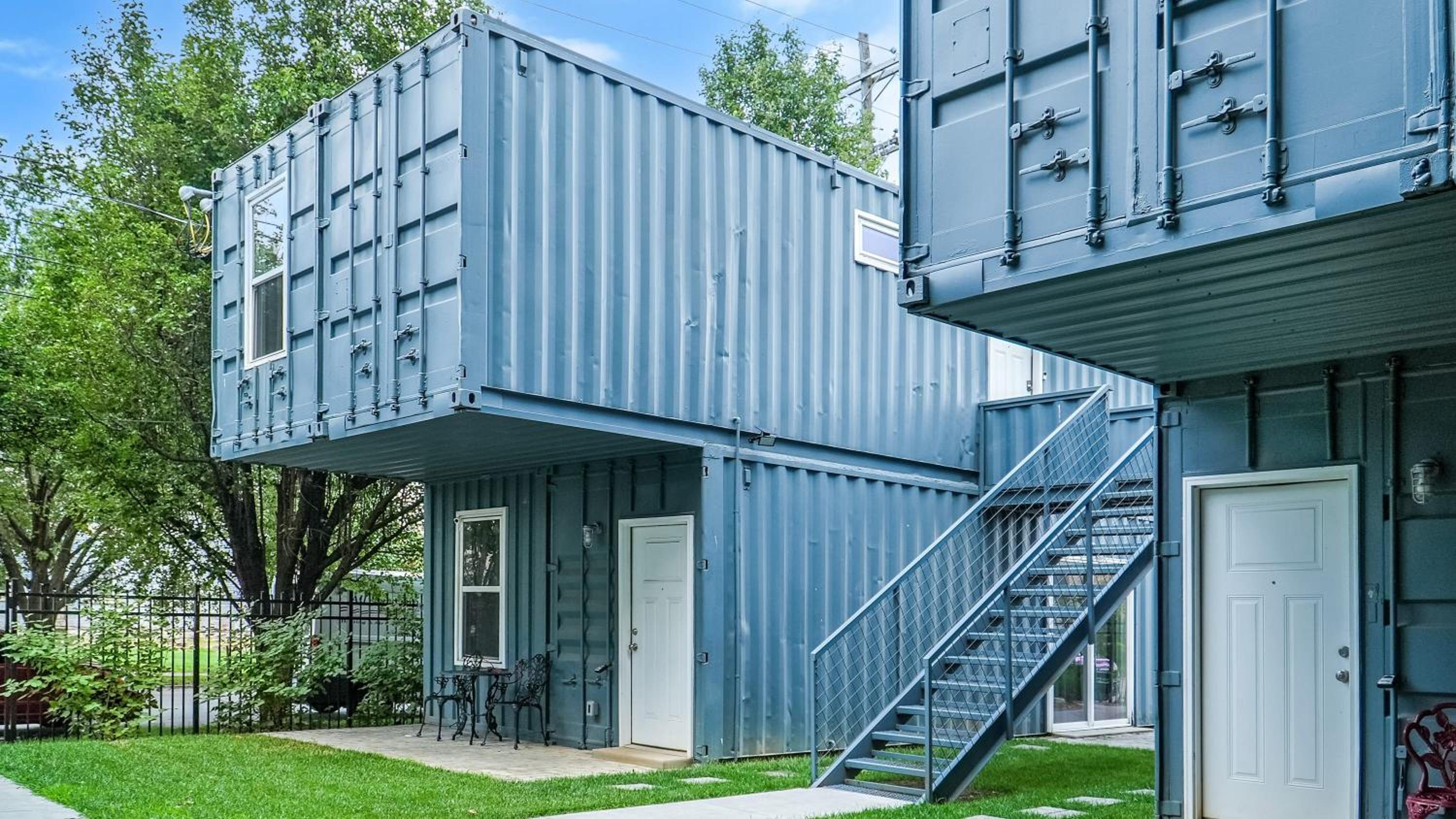 Louisville Vacations - 2-Storey Shipping Container Retreat - Property Image 29