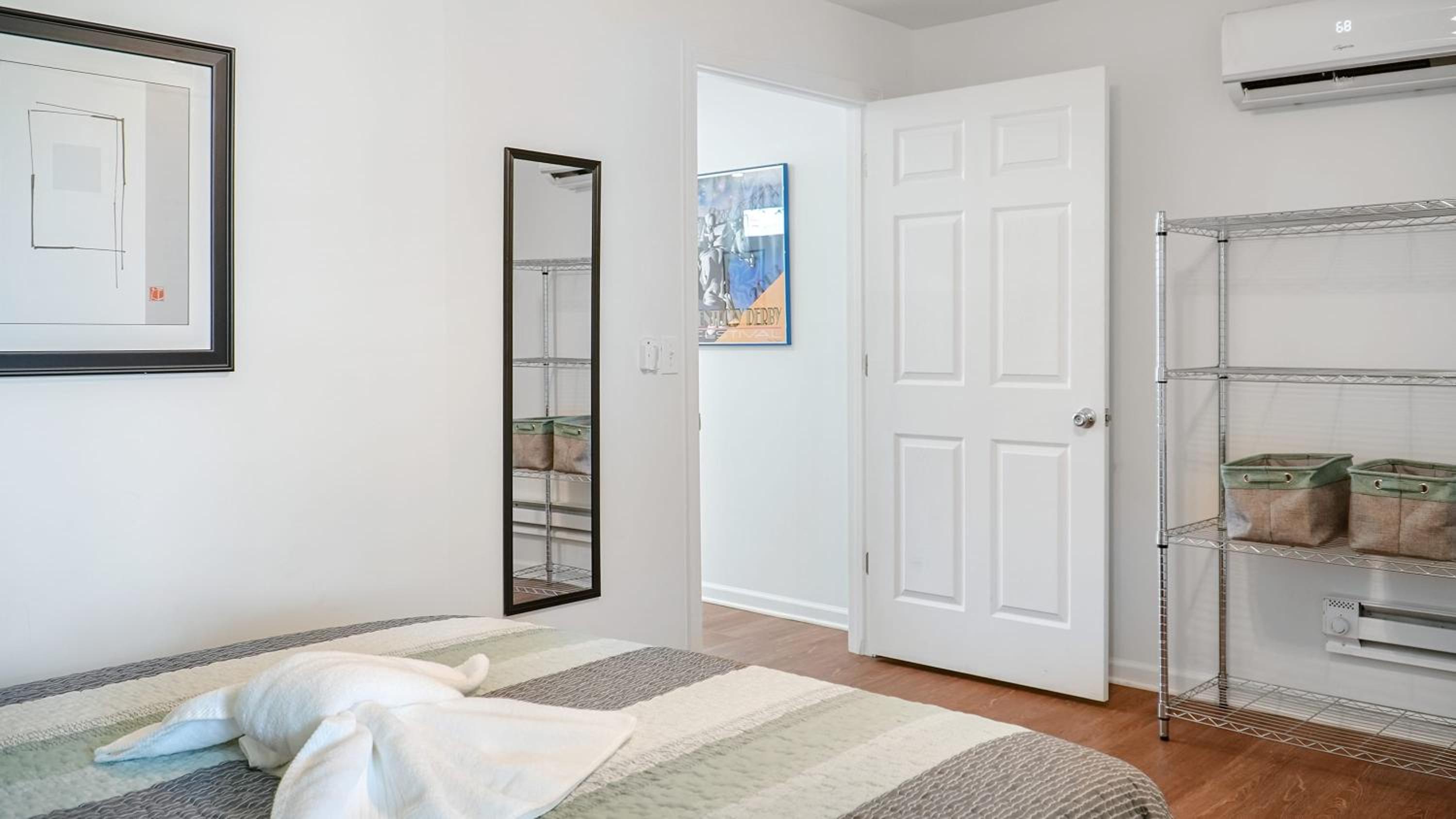 Louisville Vacations - 2-Storey Shipping Container Retreat - Property Image 20