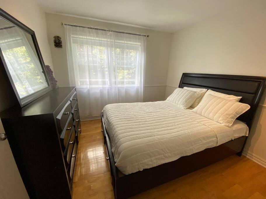 Spacious Luxury House Minutes To DownTown Montreal