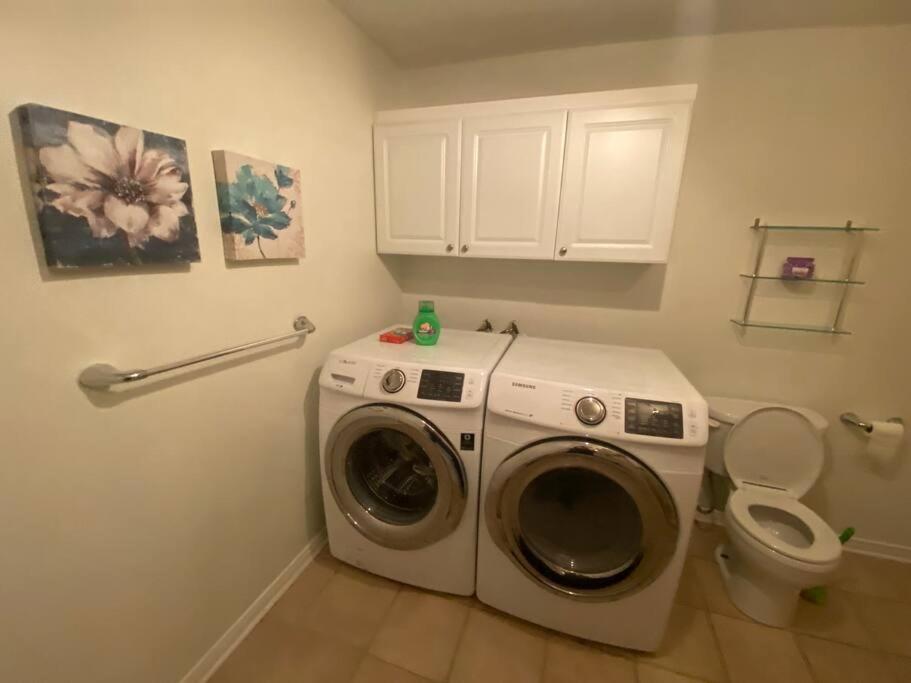 Spacious Luxury House Minutes To DownTown Montreal