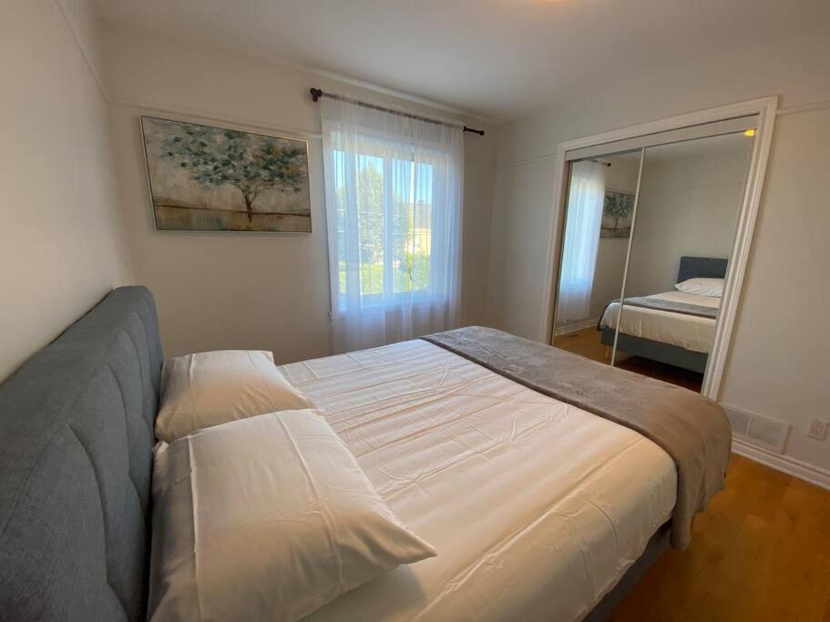 Spacious Luxury House Minutes To DownTown Montreal