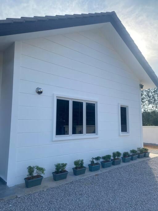 Melur House - Private Pool, Jacuzzi, Bbq, Netflix, PS4 photo 4