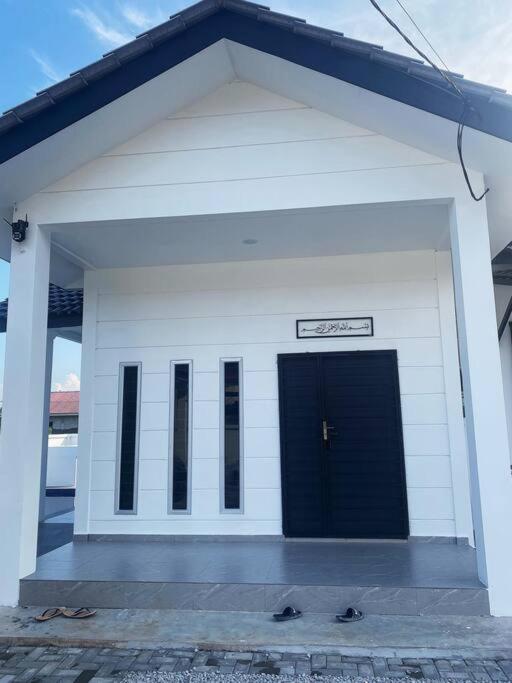 Melur House - Private Pool, Jacuzzi, Bbq, Netflix, PS4 photo 5