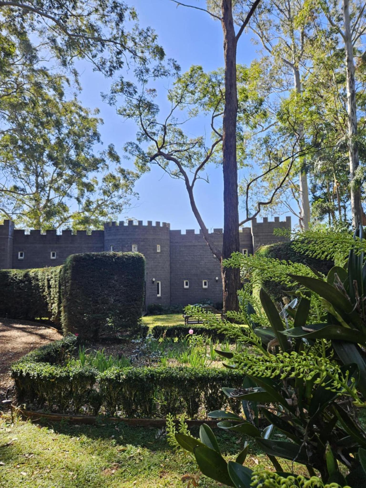 The Gamekeepers Spa Cottage in Tamborine Mountain