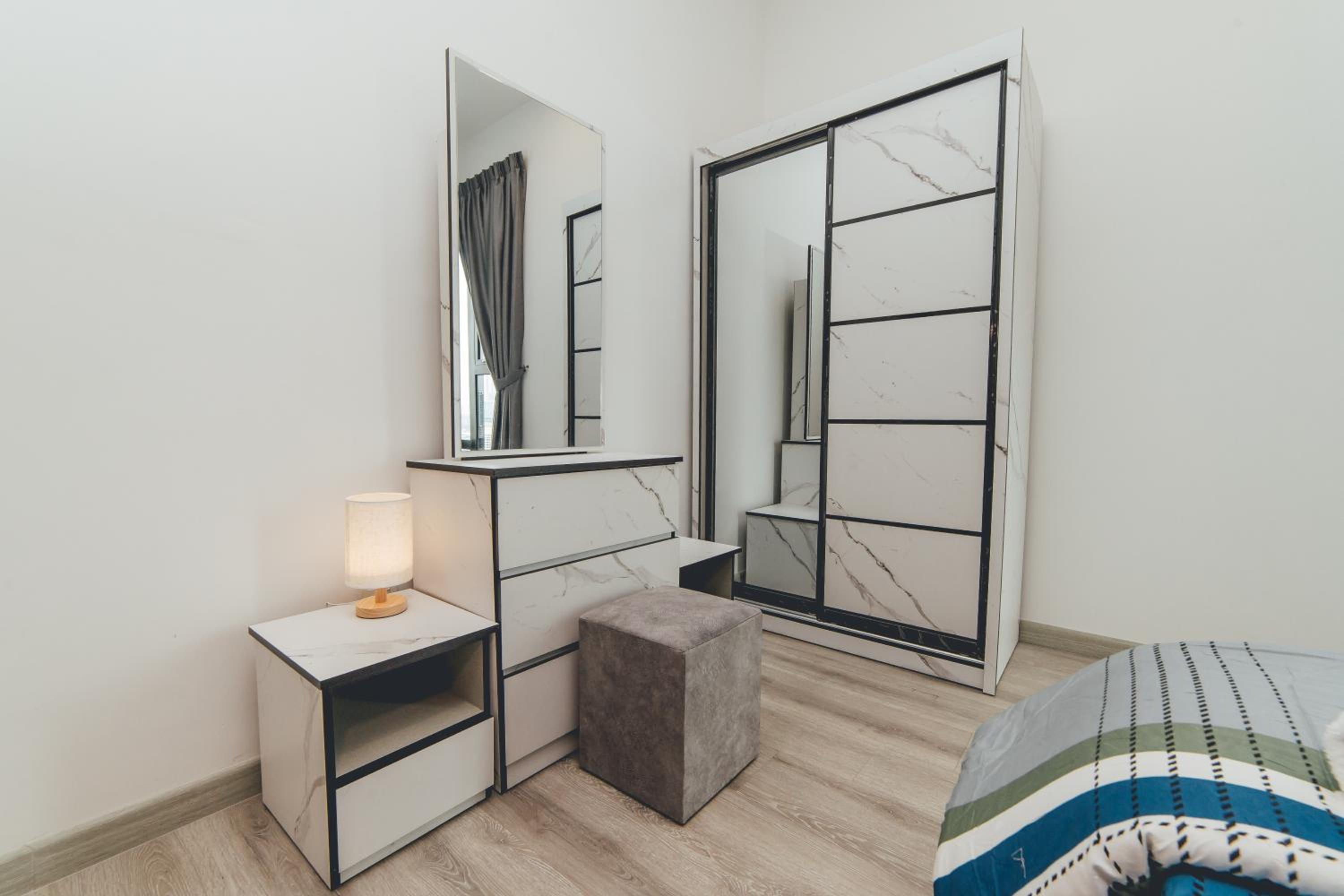 Mosaic Southkey Blue7 3BR 8pax by OUR STAY