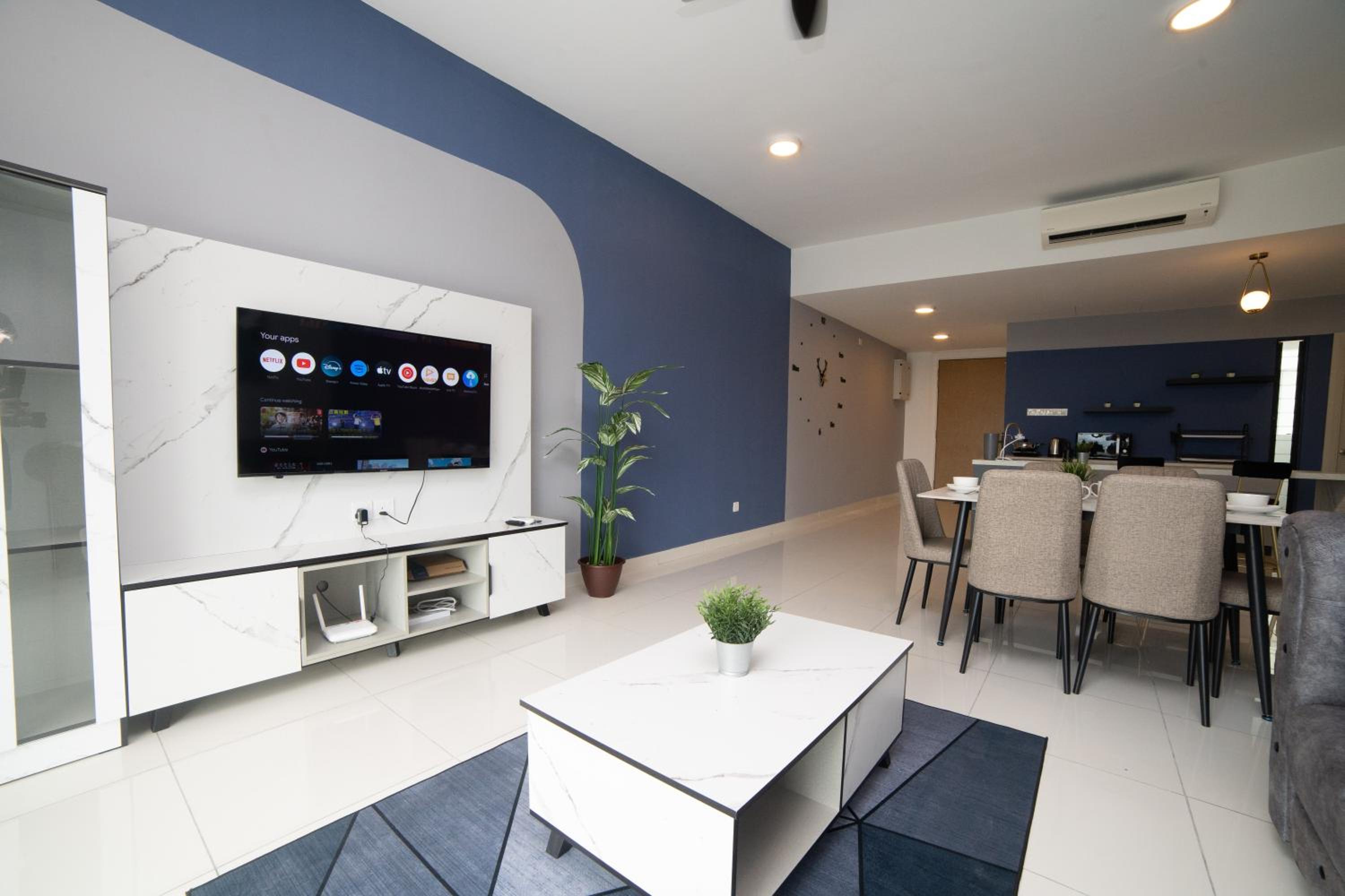 Mosaic Southkey Blue7 3BR 8pax by OUR STAY