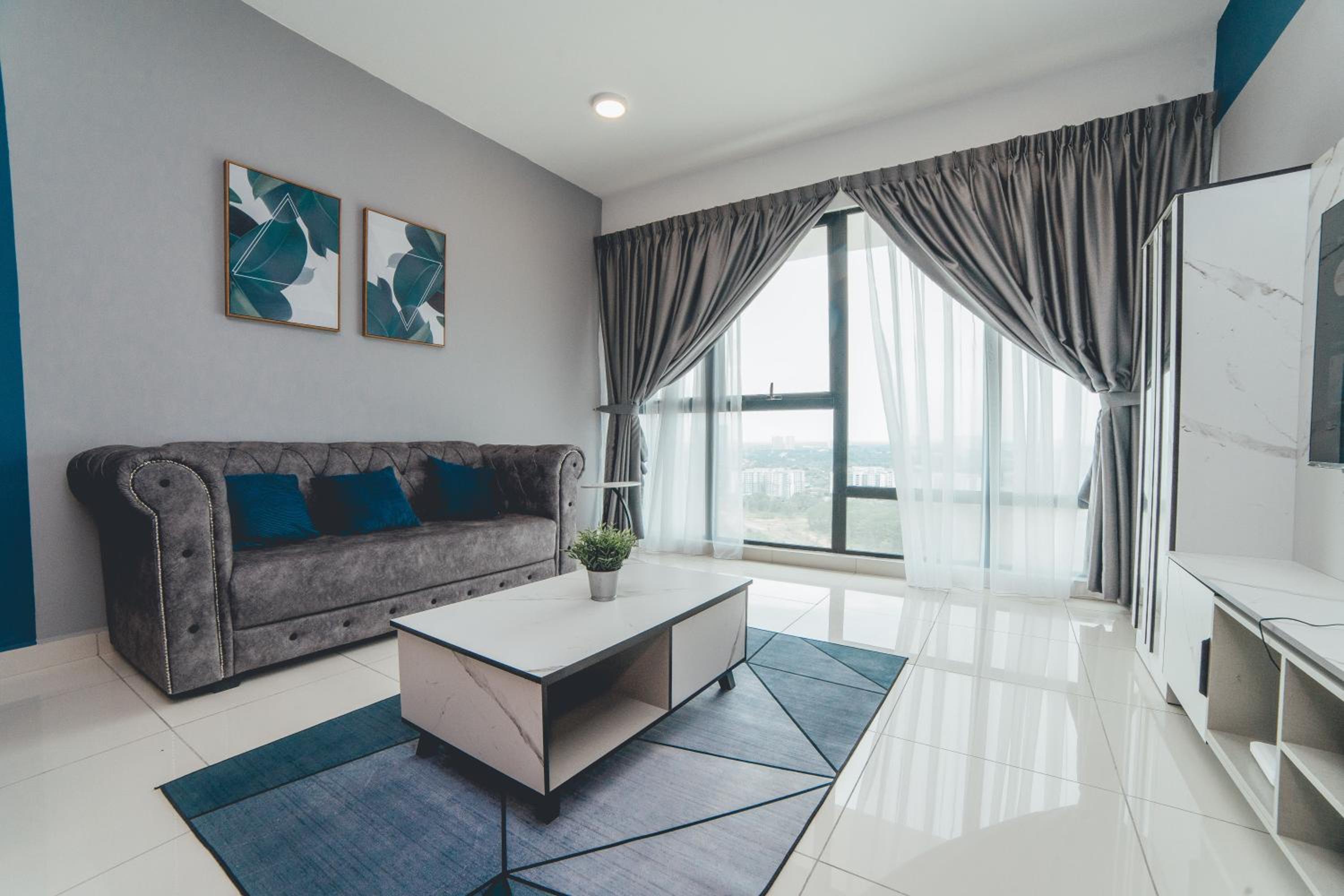 Mosaic Southkey Blue7 3BR 8pax by OUR STAY