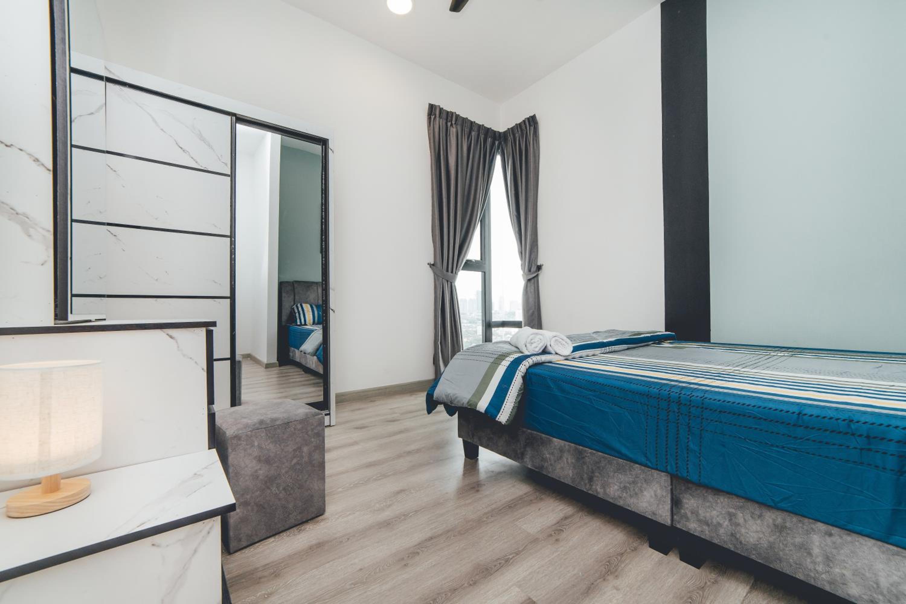 Mosaic Southkey Blue7 3BR 8pax by OUR STAY