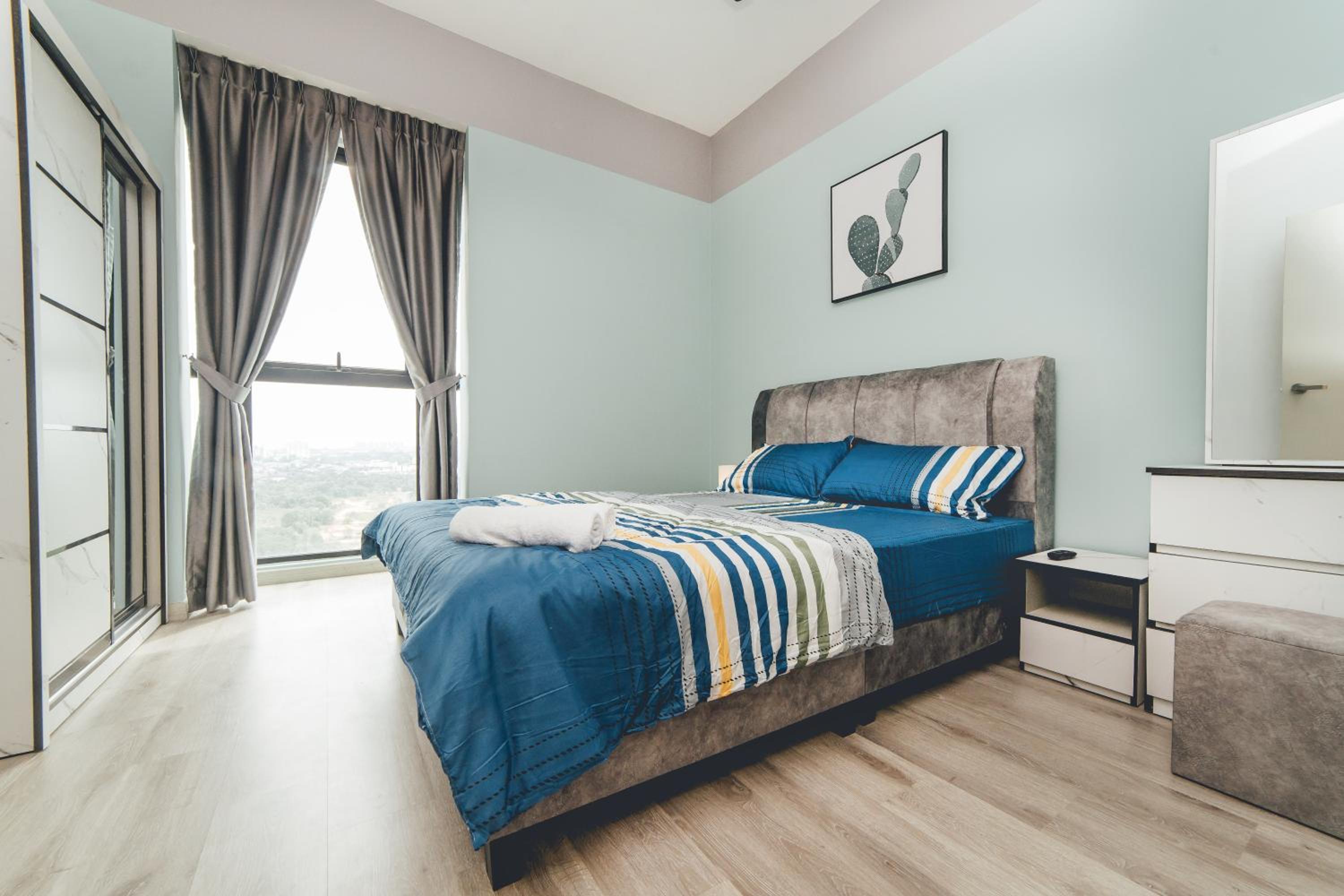 Mosaic Southkey Blue7 3BR 8pax by OUR STAY