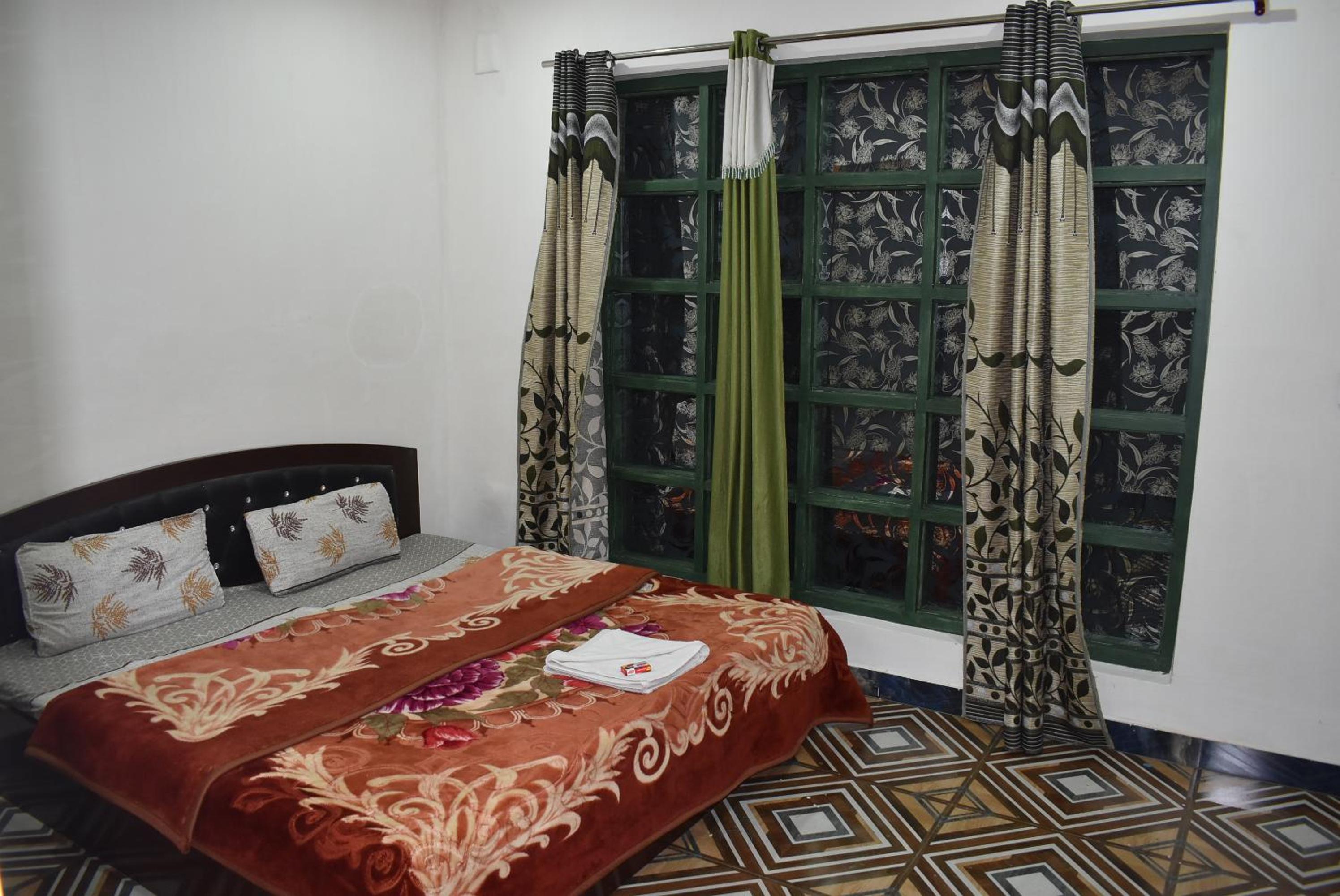 Musadiq Manzil