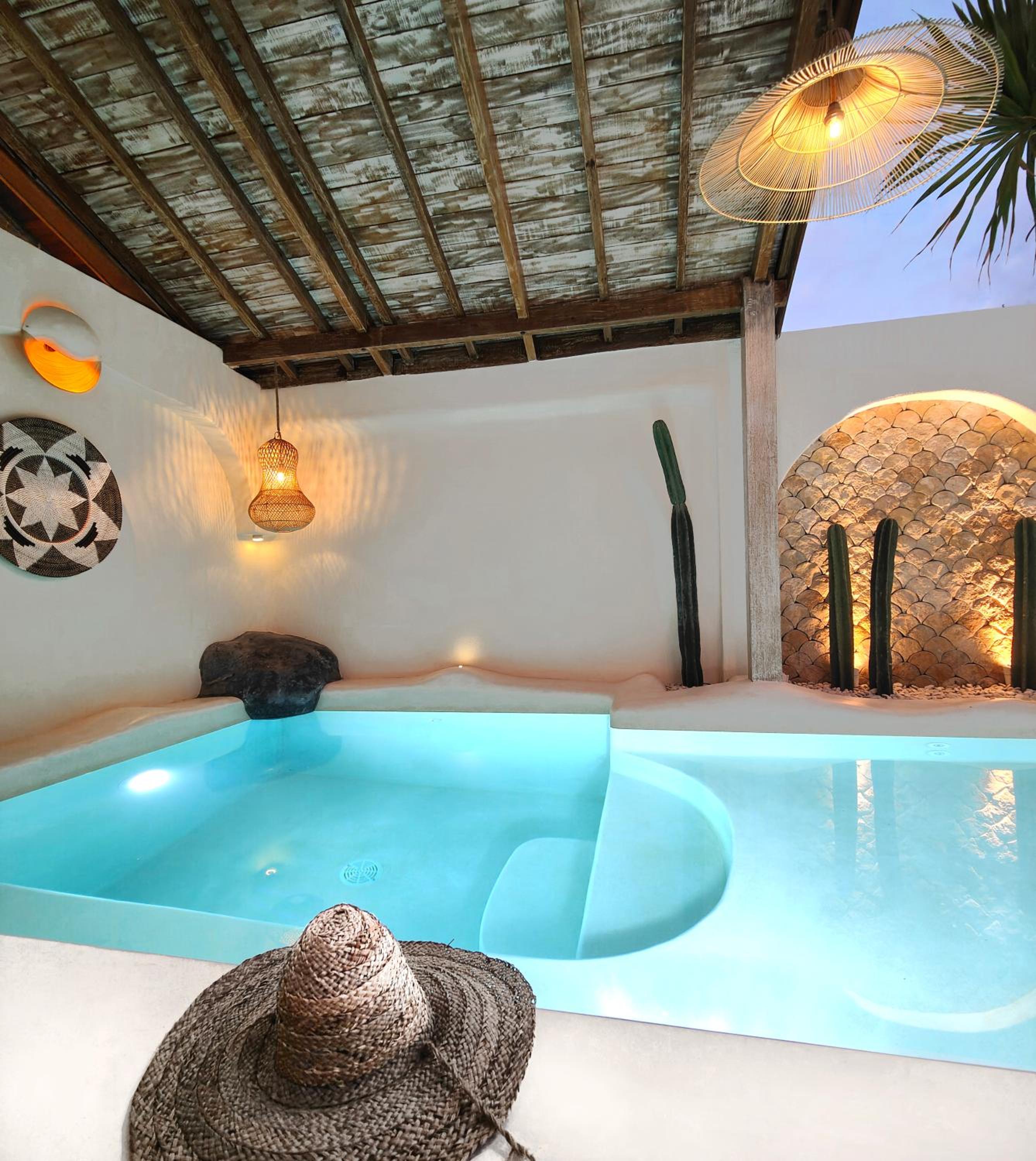 Kaleydo Villas