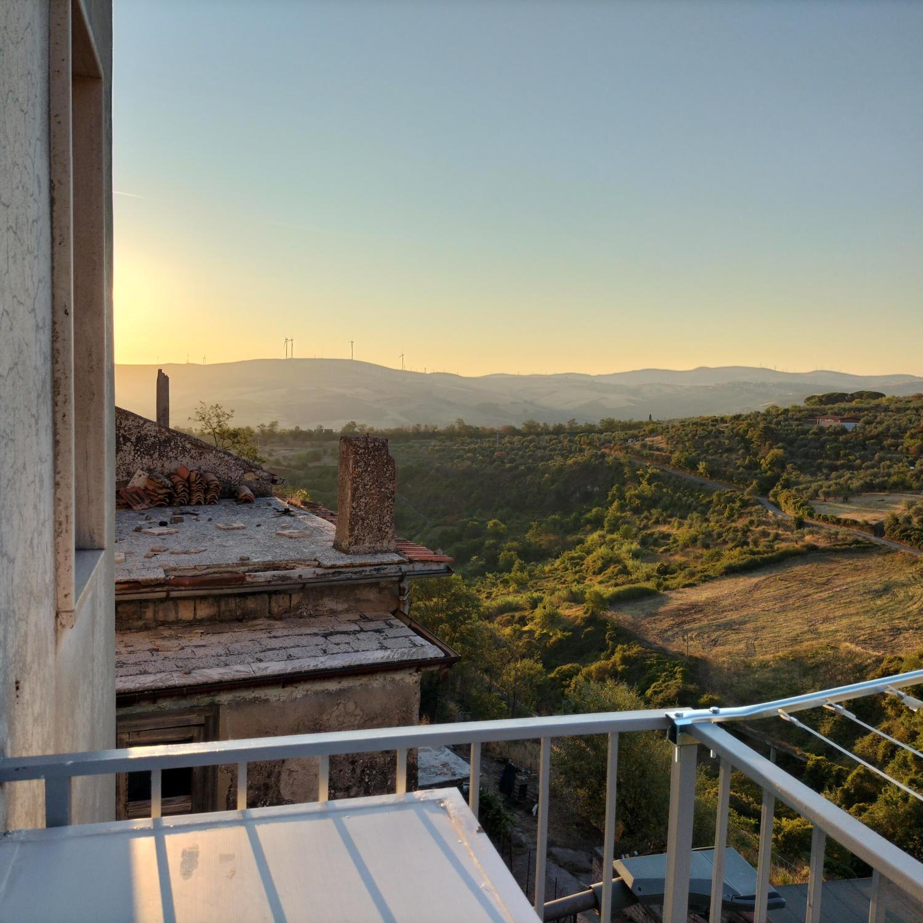 THE SWALLOWS' NEST - Il nido delle rondini view 2