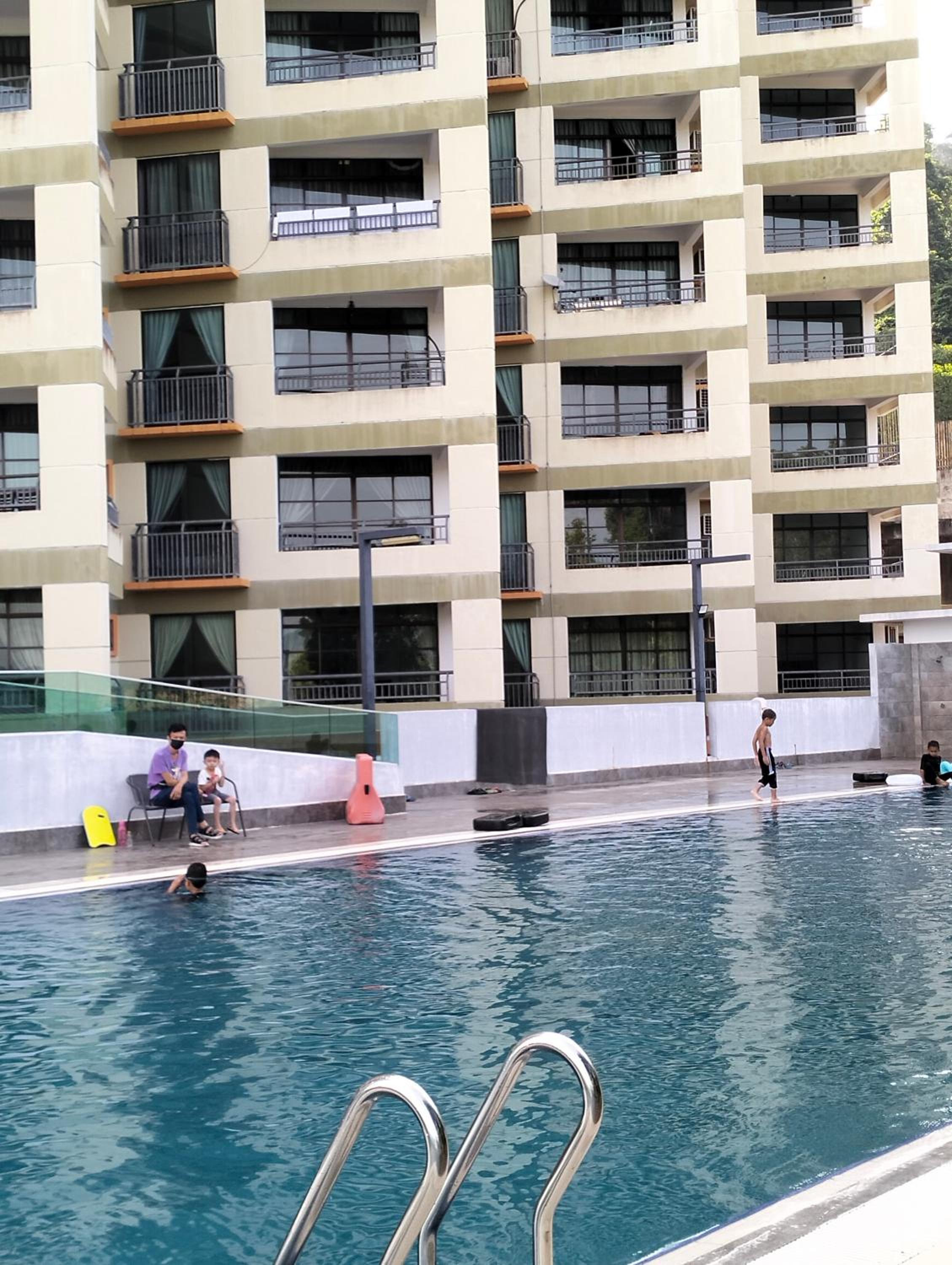 Marina Heights Home Suite Teluk Batik photo 7