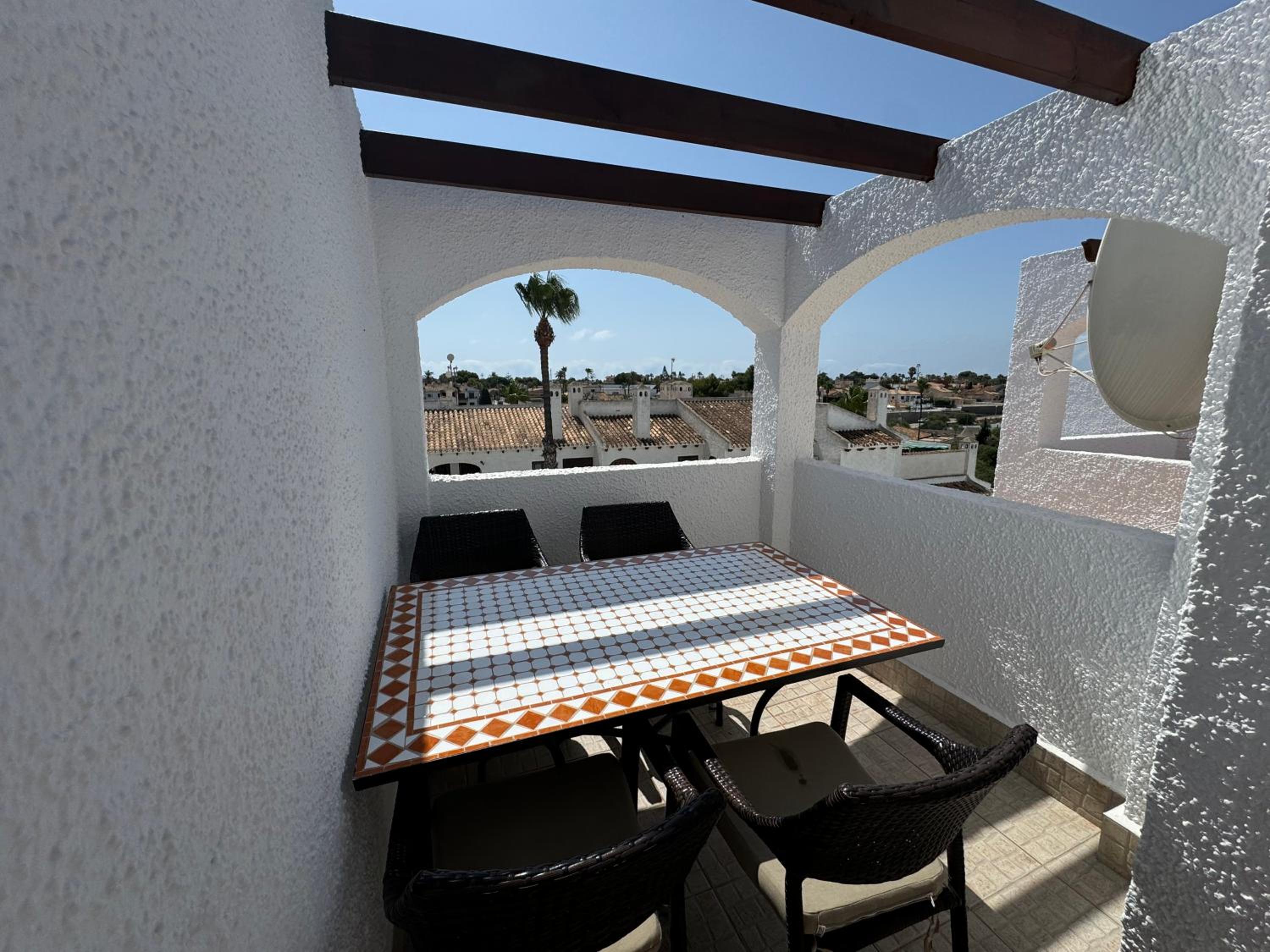 Contemporary House in Cabo Roig