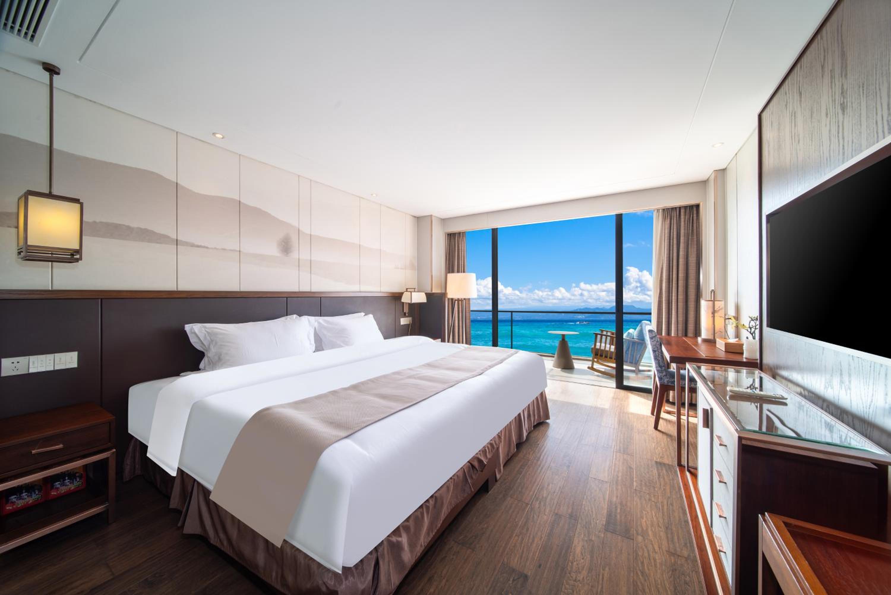 Shenzhen Half Day Cloud Coast Resort