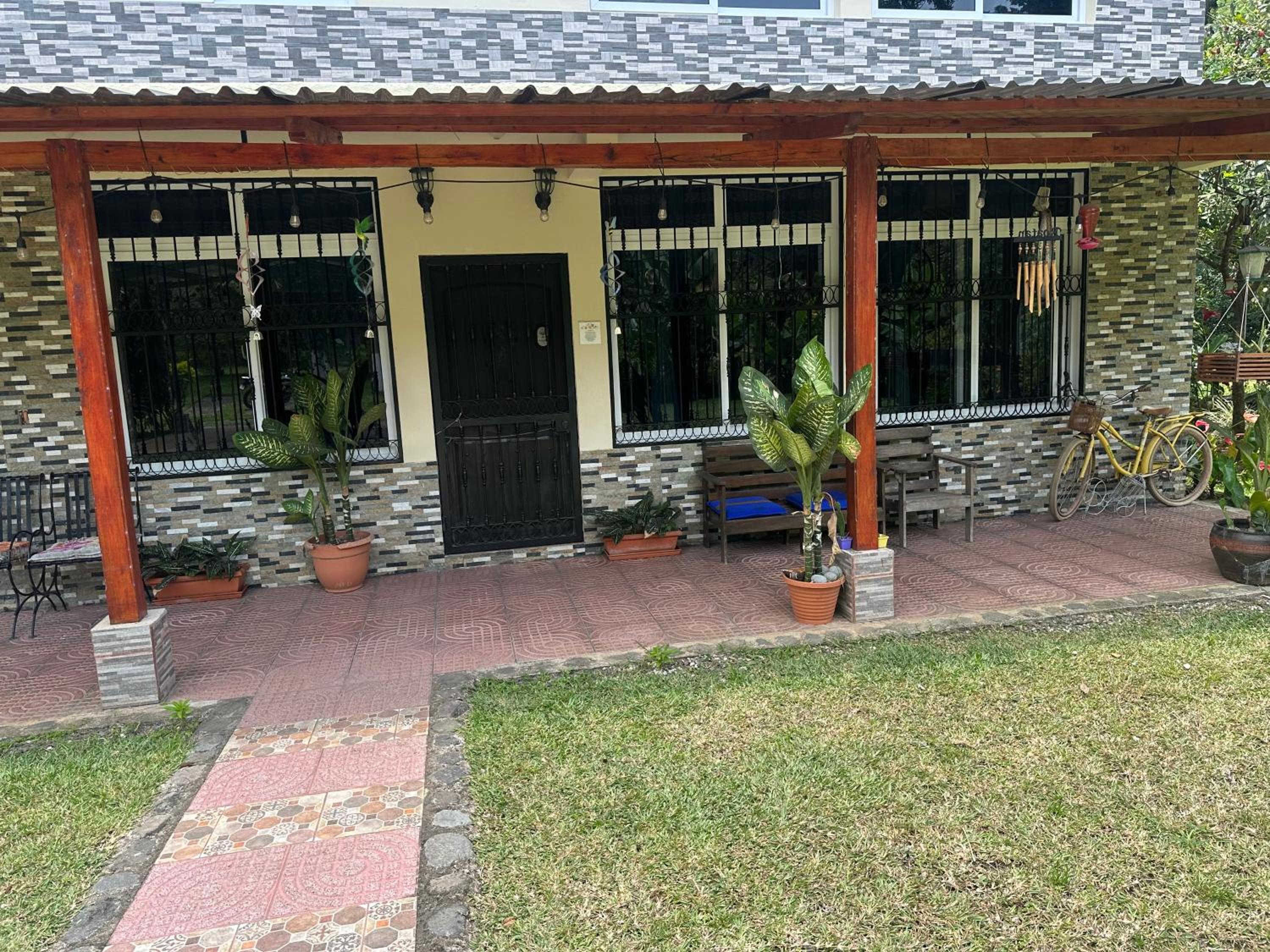 Los Cedros