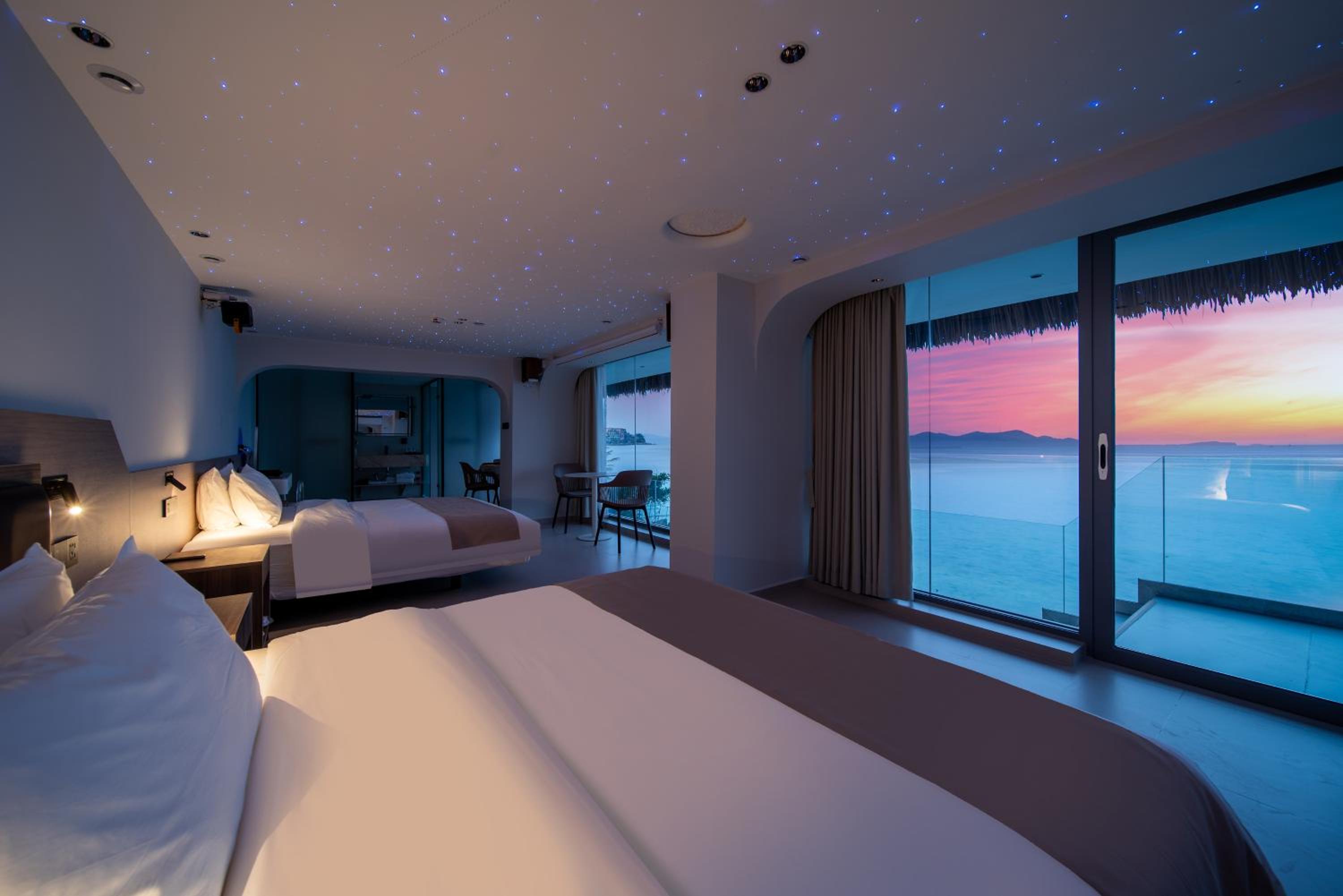 Shenzhen Half Day Cloud Coast Resort