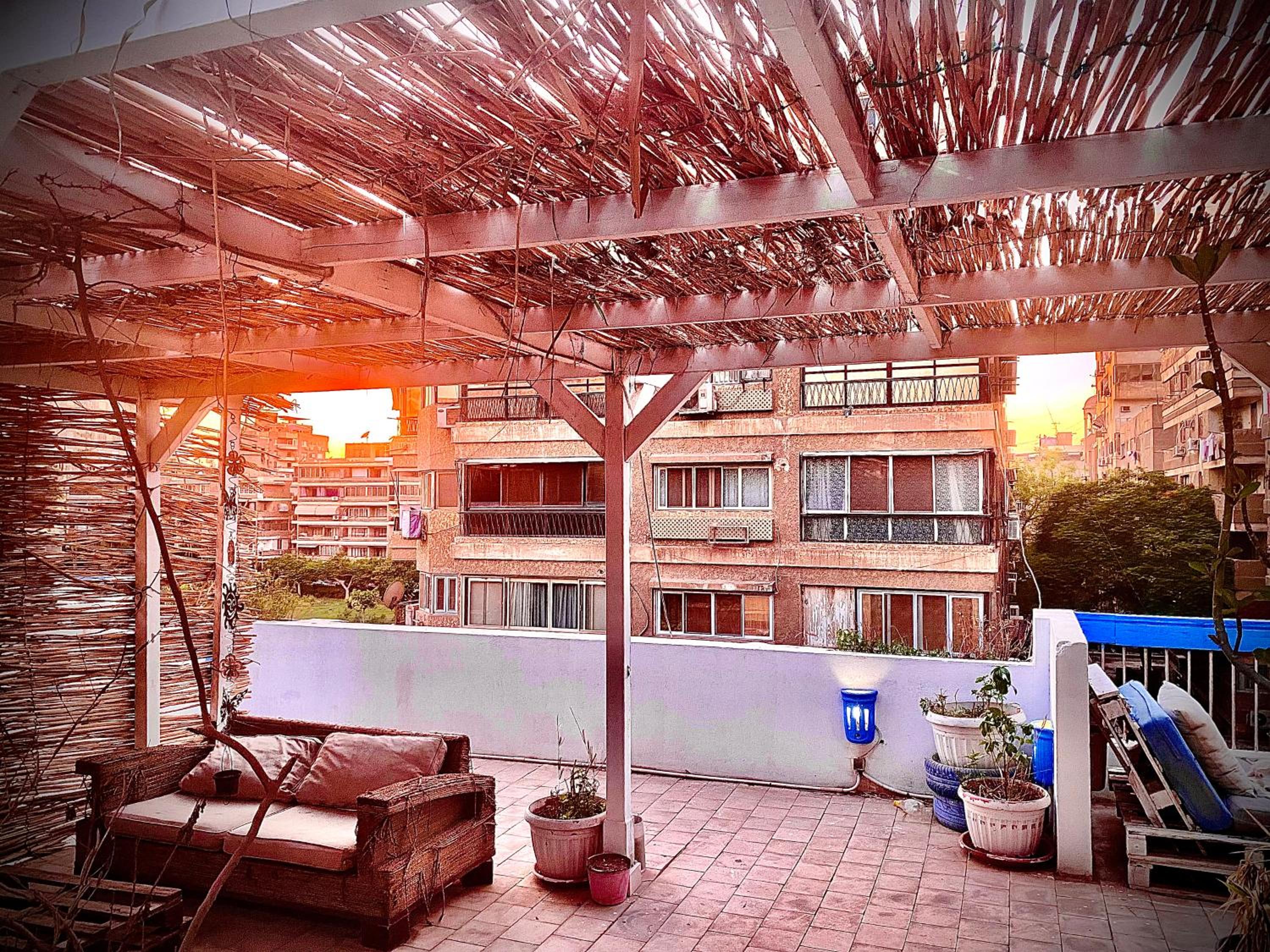 Rooftop Club Luxurious Rooms and Studios 10 minutes away from Cairo airport