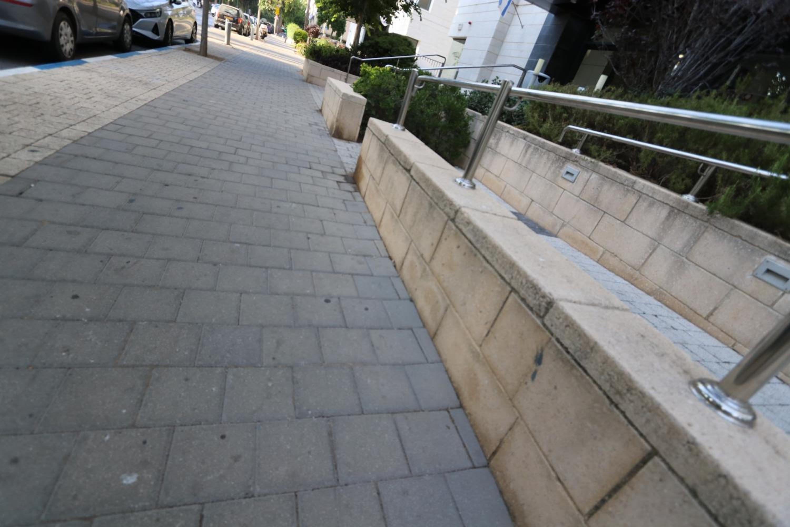 Photo 42