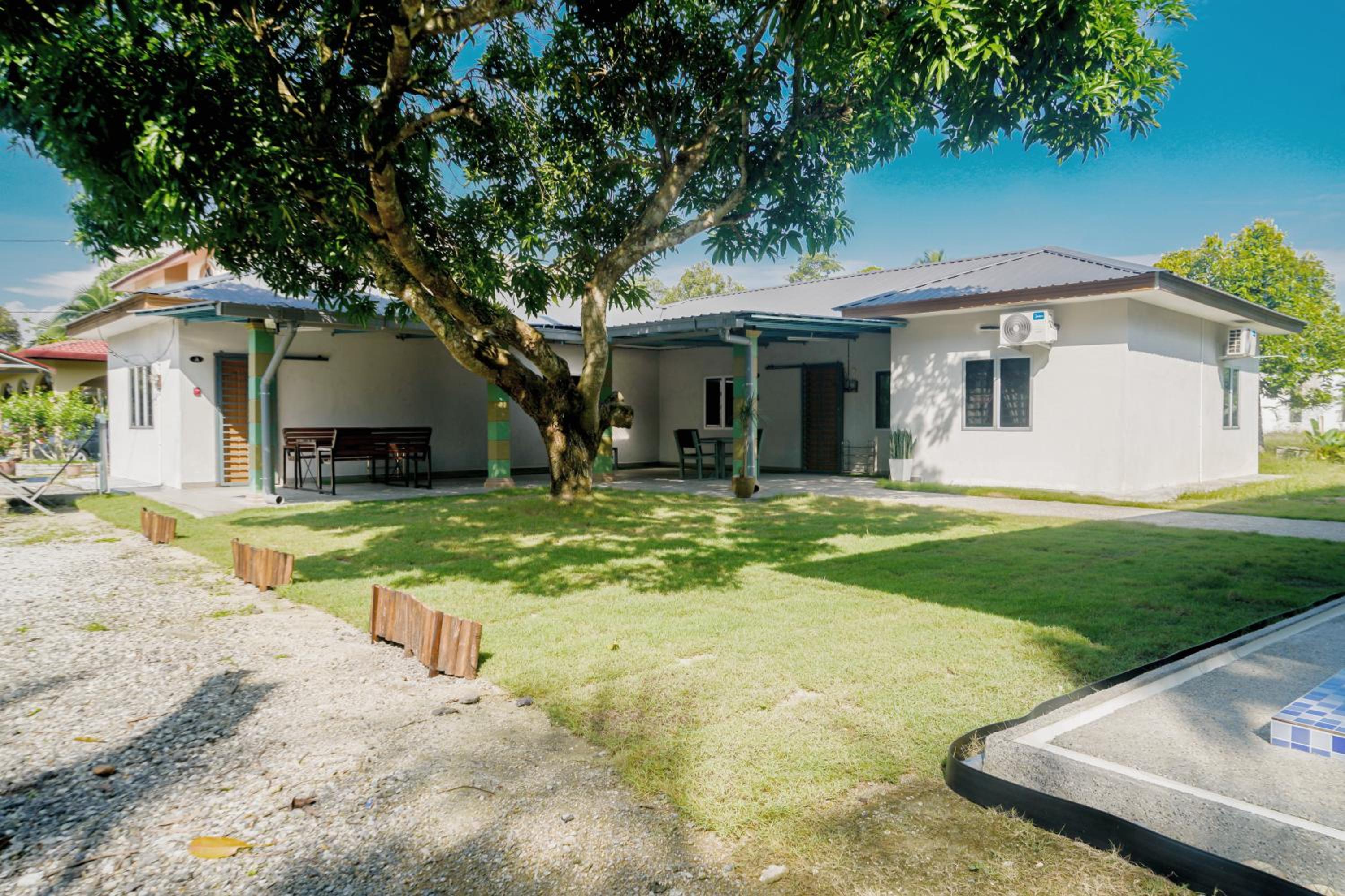 Adorable 3-bedroom home with Pool, Wi-Fi and BBQ photo 7