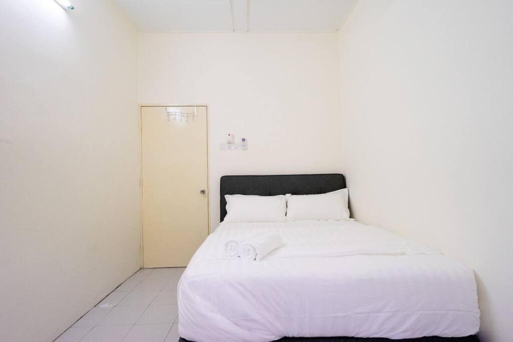 Sweet 9ight Menglembu Falim Homestay photo 5