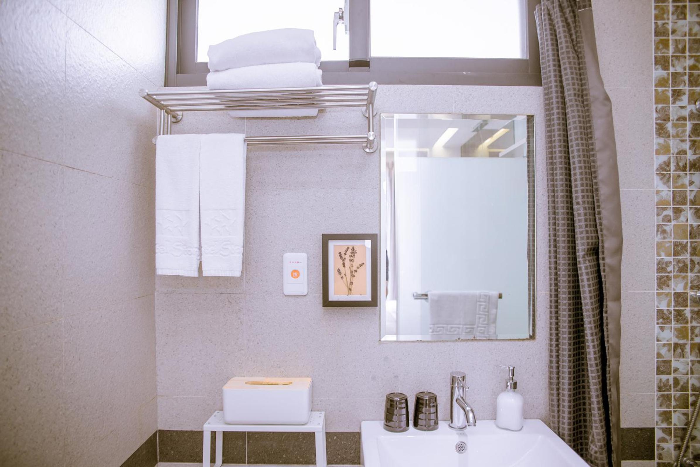CHECK inn Express Taichung FuXing Hall 2