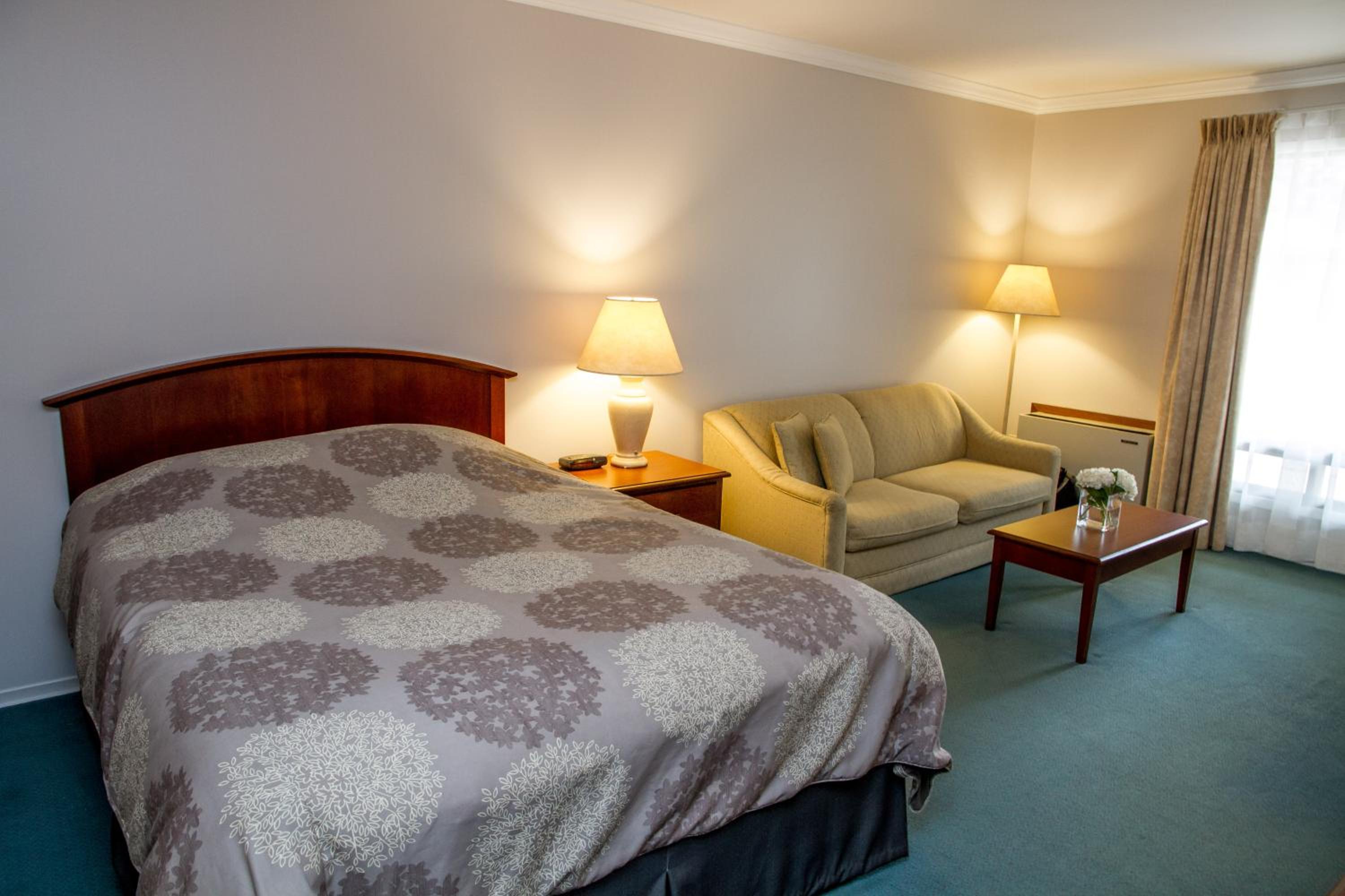 Rideau Heights Inn - Image 2