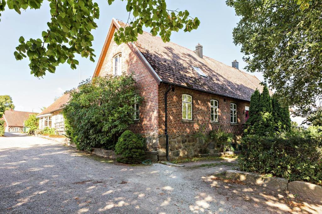 Magical country home between 2 castles