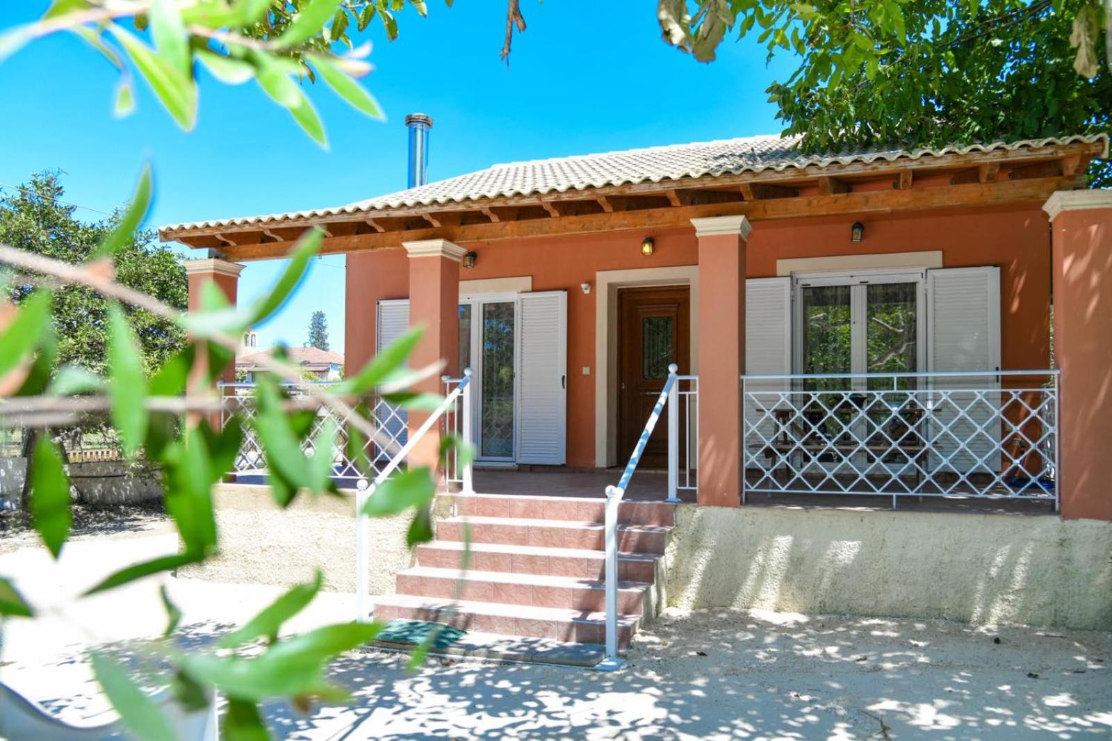 Casa con Alberi view 2