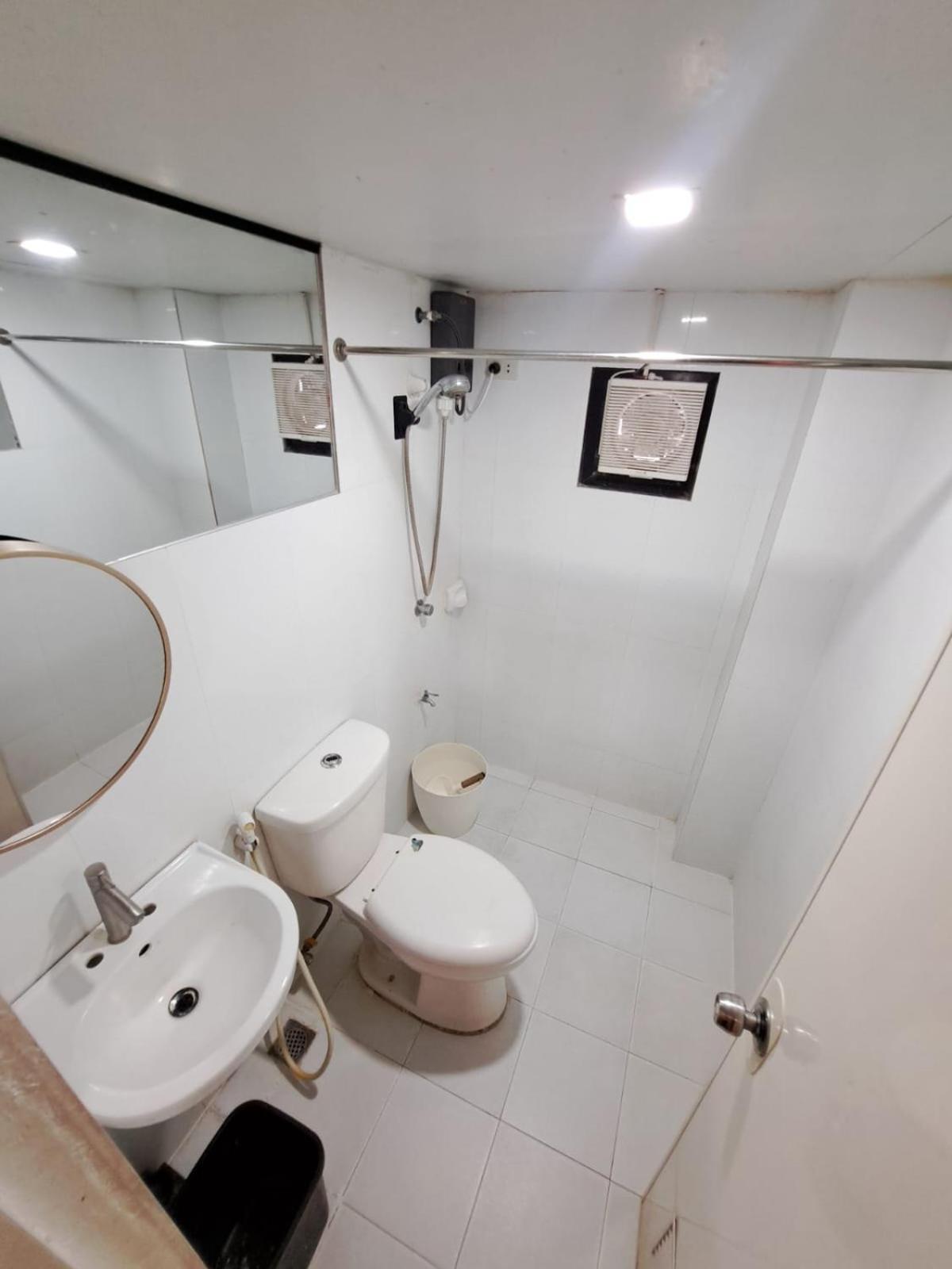 The Bistro House - Govantes Guesthouse