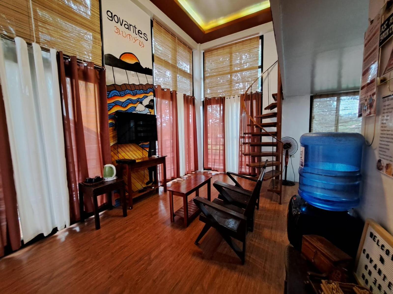 The Bistro House - Govantes Guesthouse