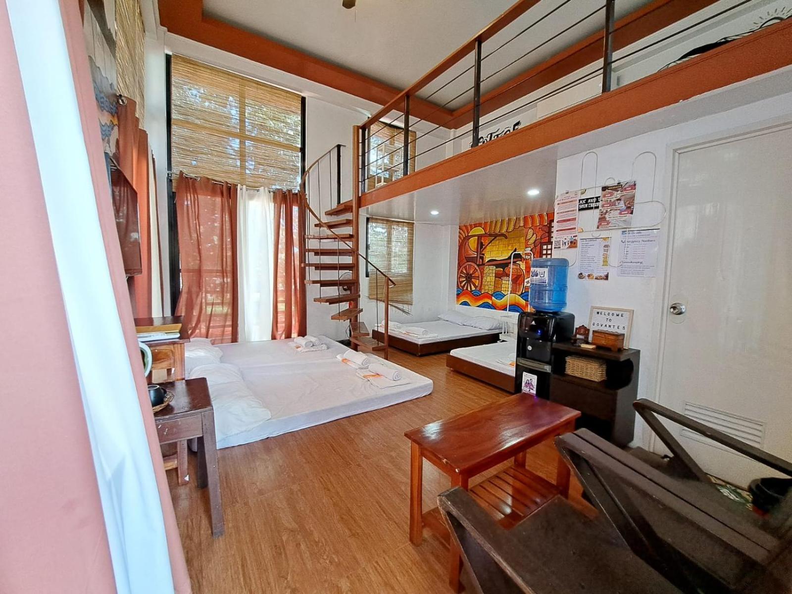 The Bistro House - Govantes Guesthouse