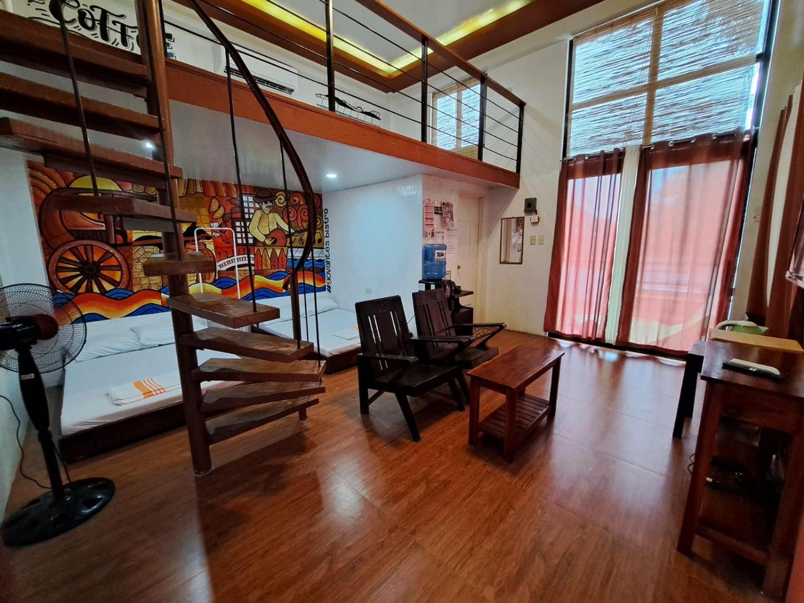 The Bistro House - Govantes Guesthouse